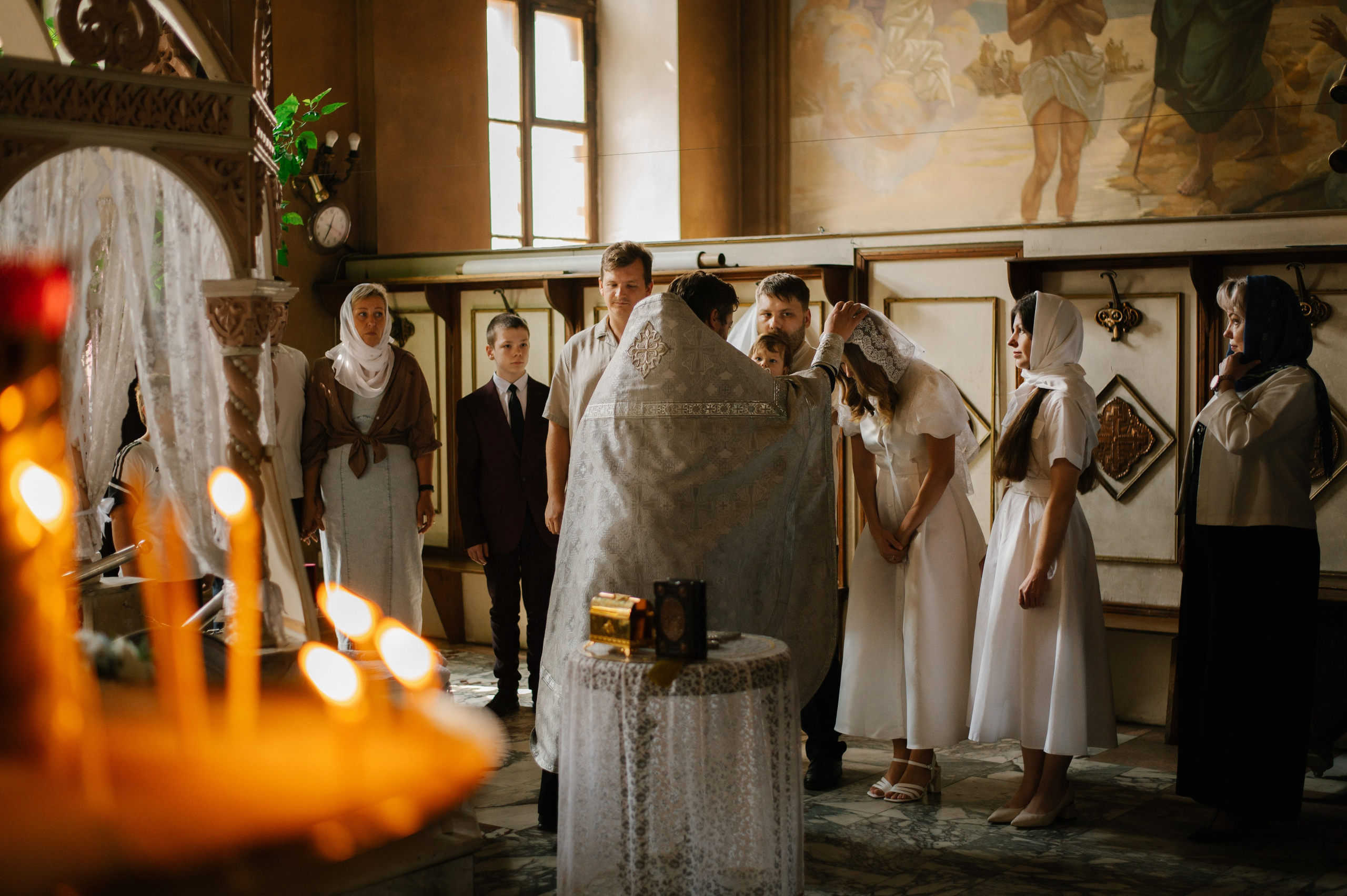 Фотограф на крещение. Фотосессия таинства крещения. Храм Воскресения Словущего в Даниловской Слободе. Семейный и свадебный фотограф в Москве Татьяна Николаева