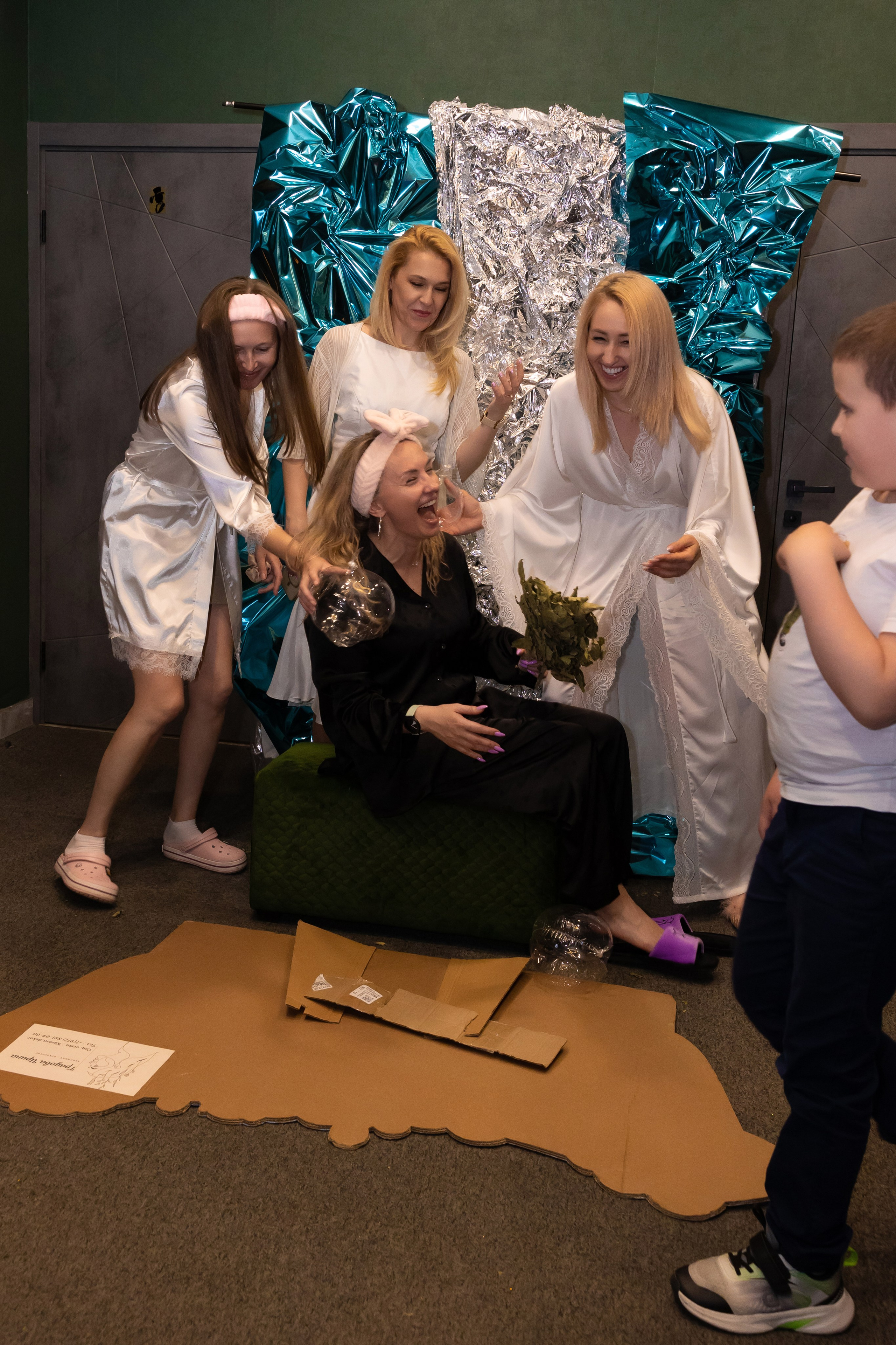 I`mom`s шоу-квиз «SPA». Сказочный фотограф для Вас и Вашей семьи