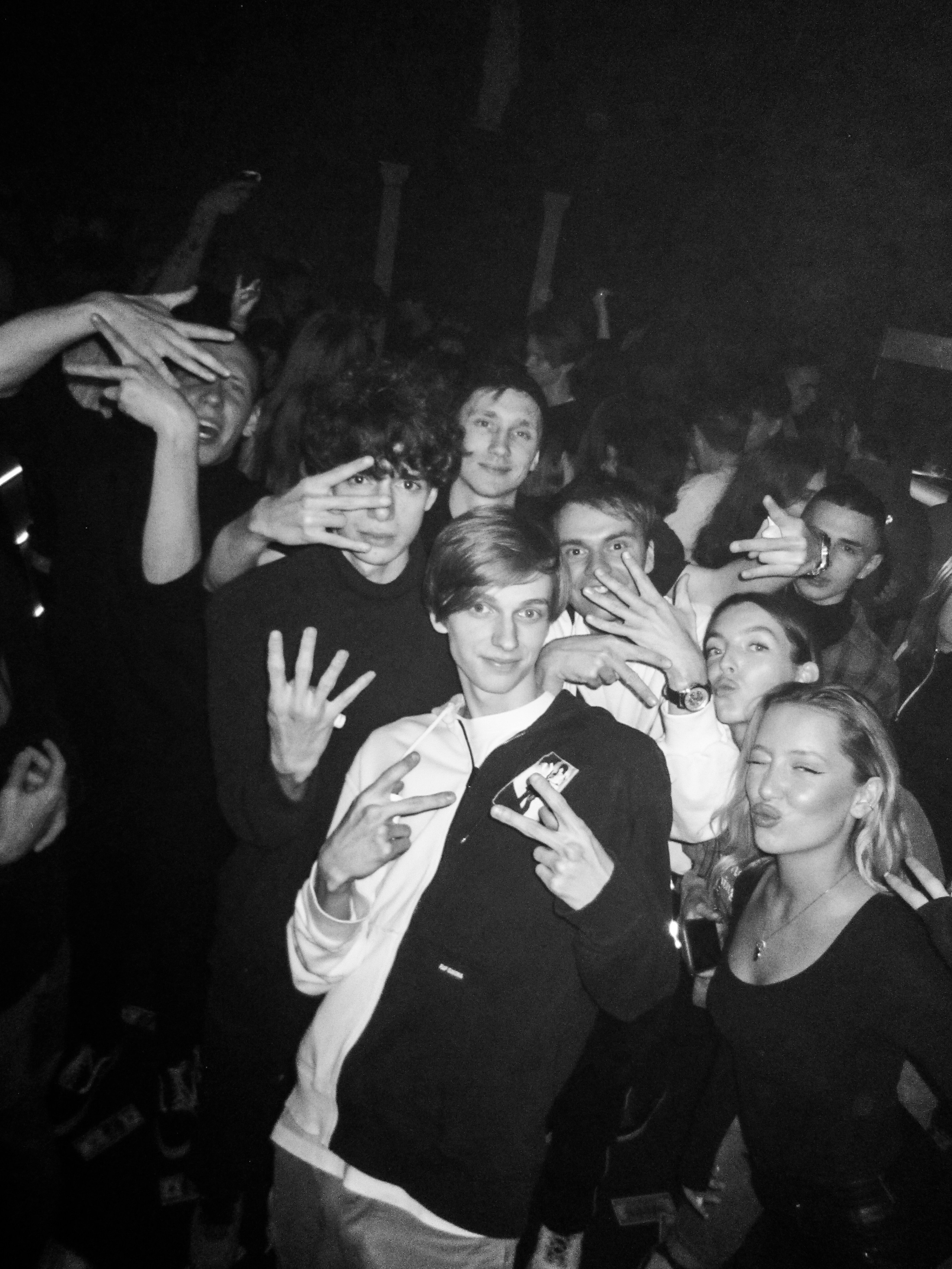 WITHOUT COLOR BUT WITH SWAG. DRIPSTOCK MAG