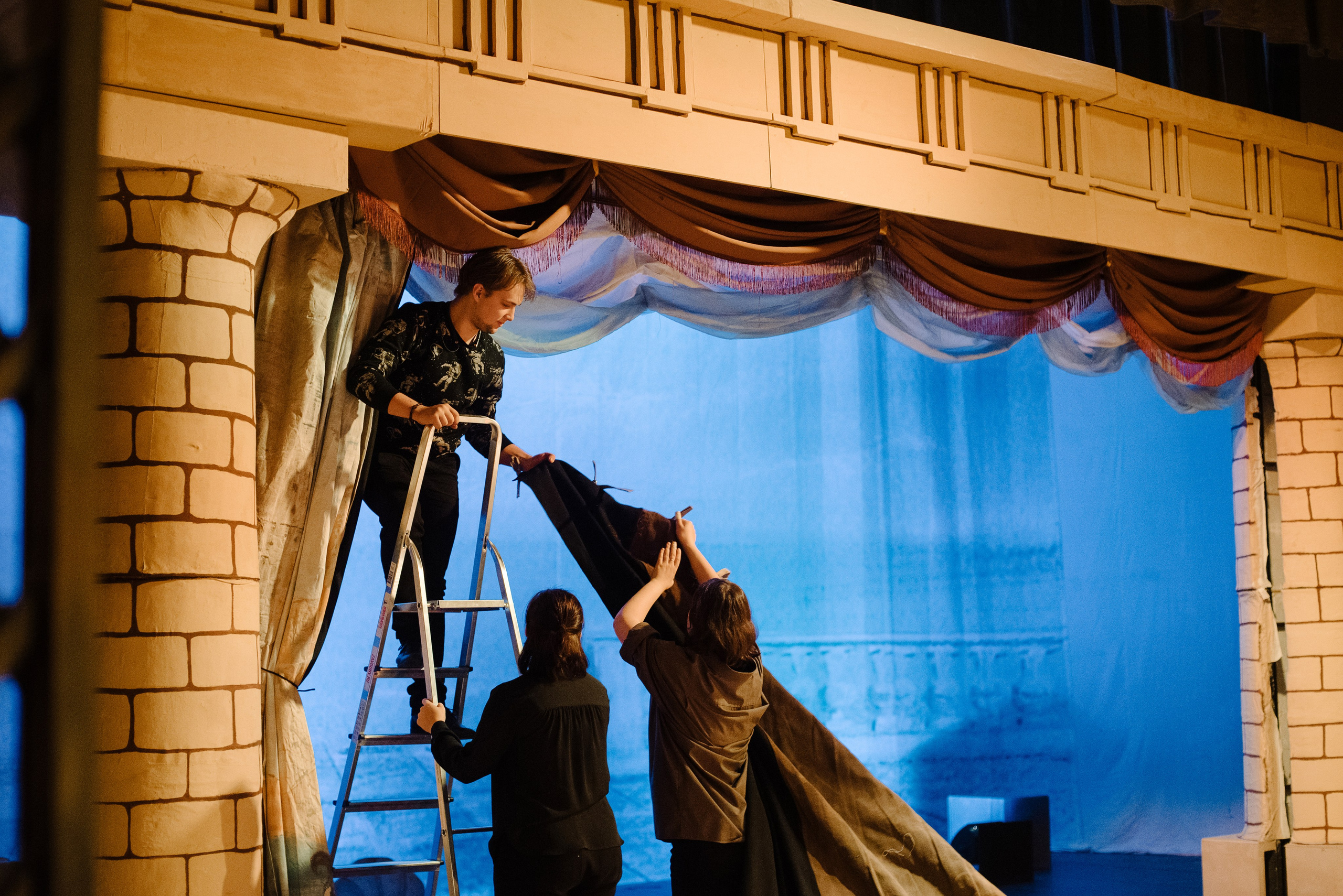 ТЮТ. За сценой. Мастерские. Фотограф Алиса Калинина