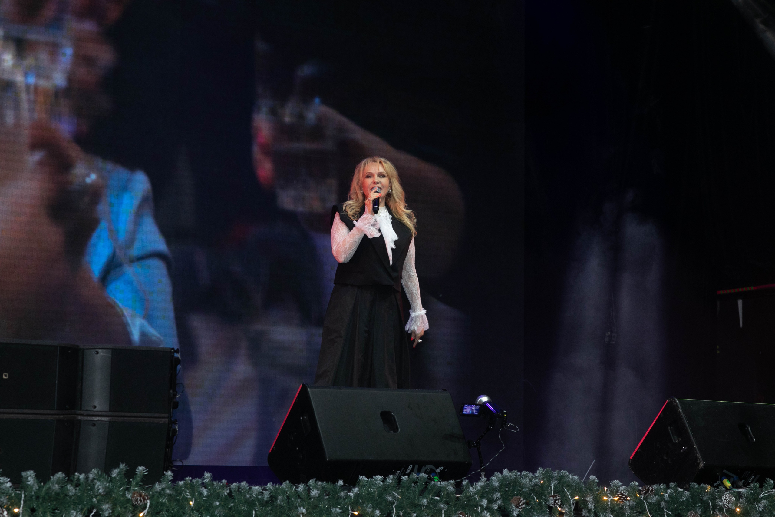 ММTV новый год 2024. Art photographer Nino