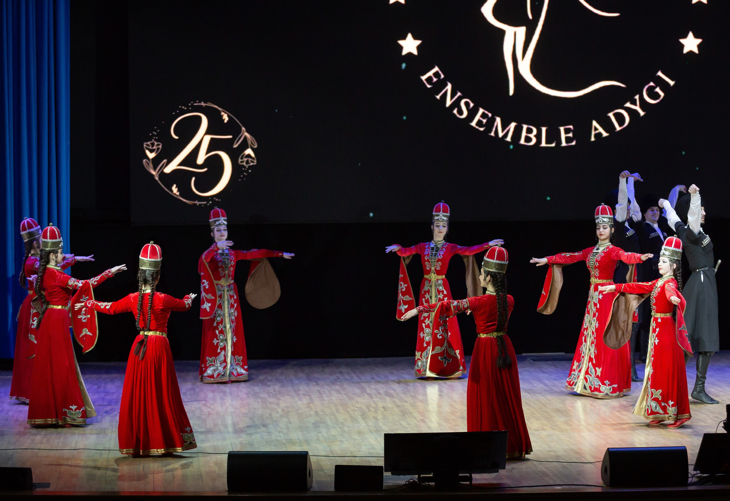 Юбилейный концерт танцевального коллектива «Адыги». Репортажный фотограф в Москве
