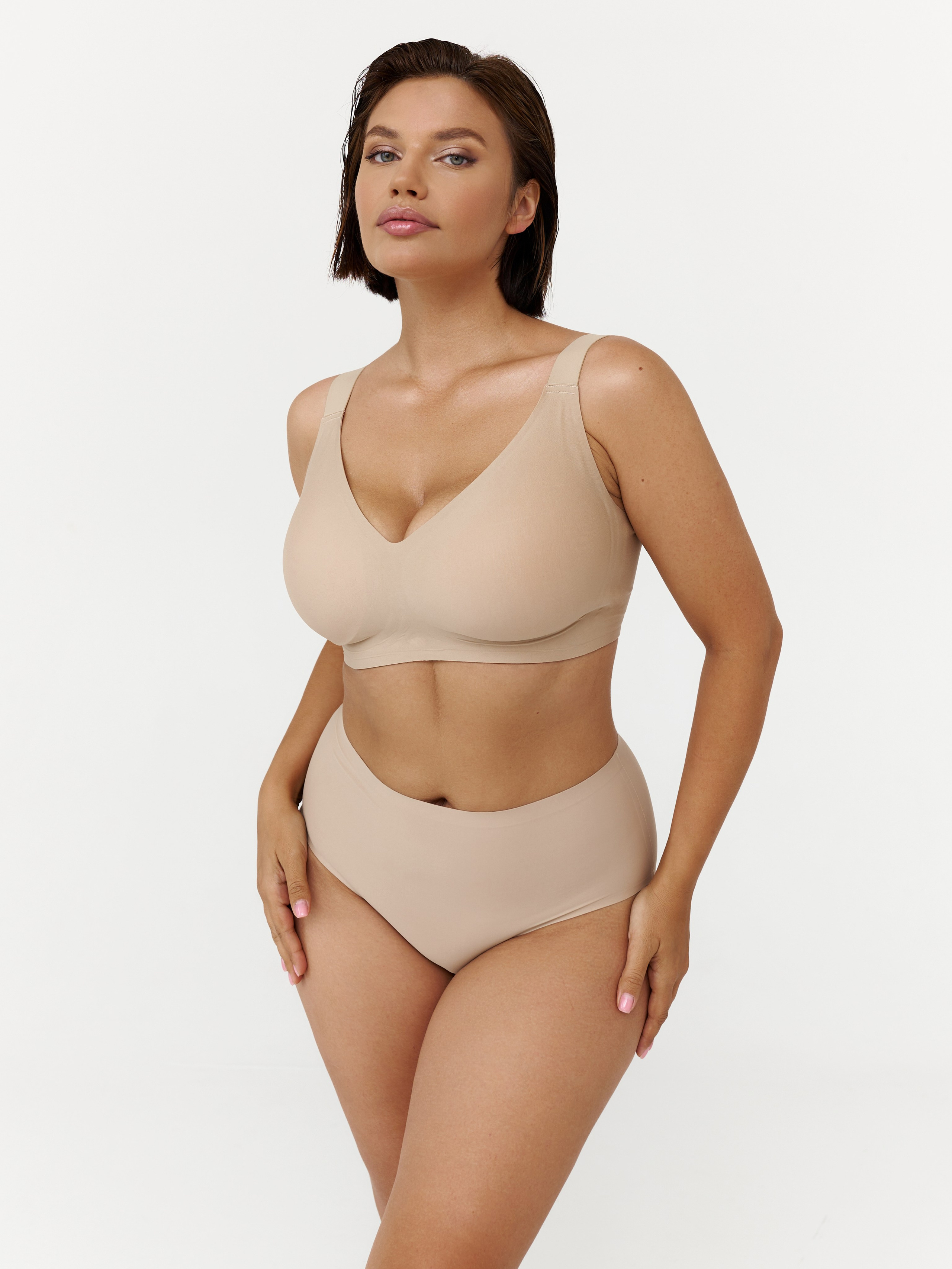 Каталог. Нижнее бельё plus size. Фотограф Александра Распопова