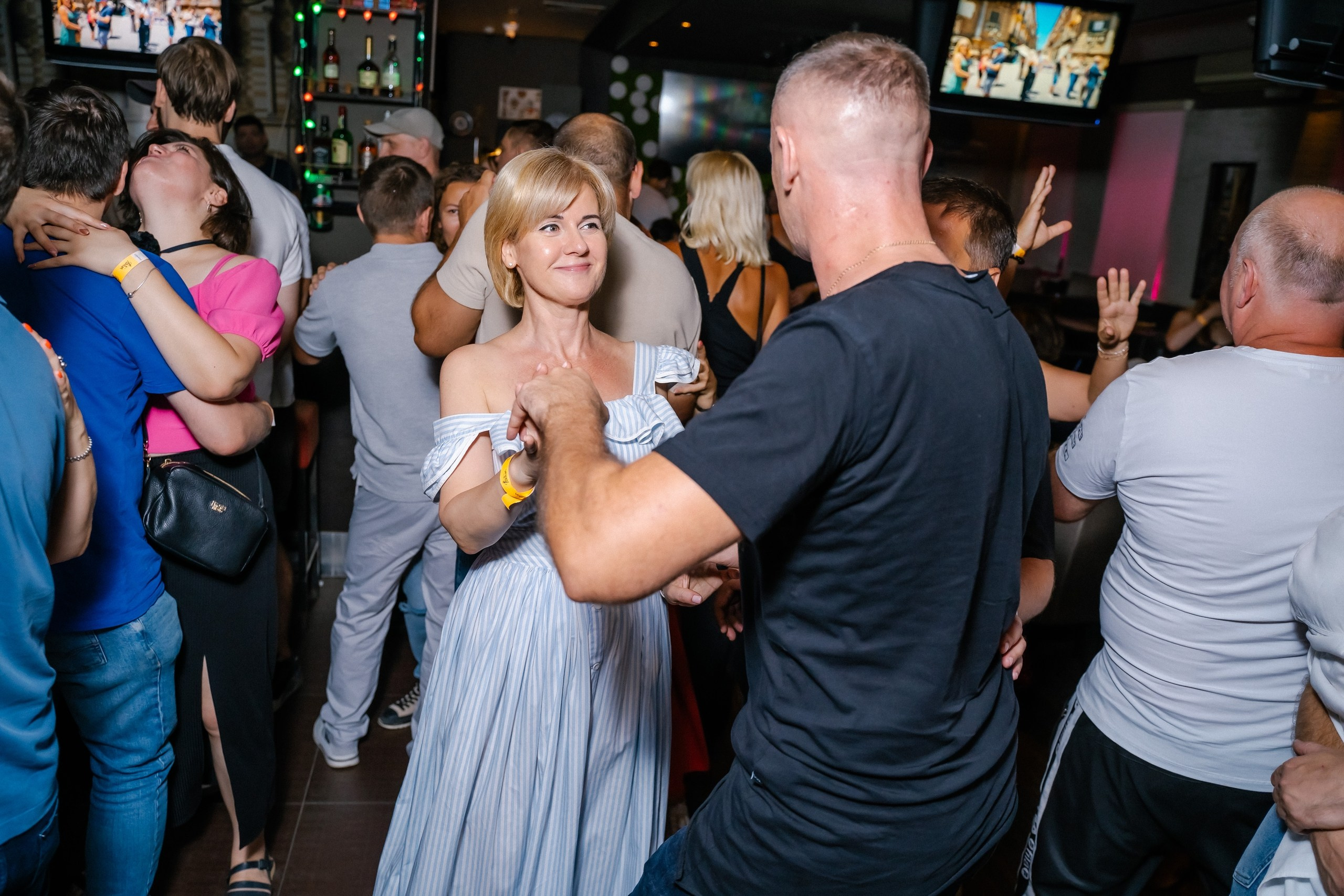 Лето, гудбай! Клубная вечеринка | 31.08.2024. Галерея Фантим