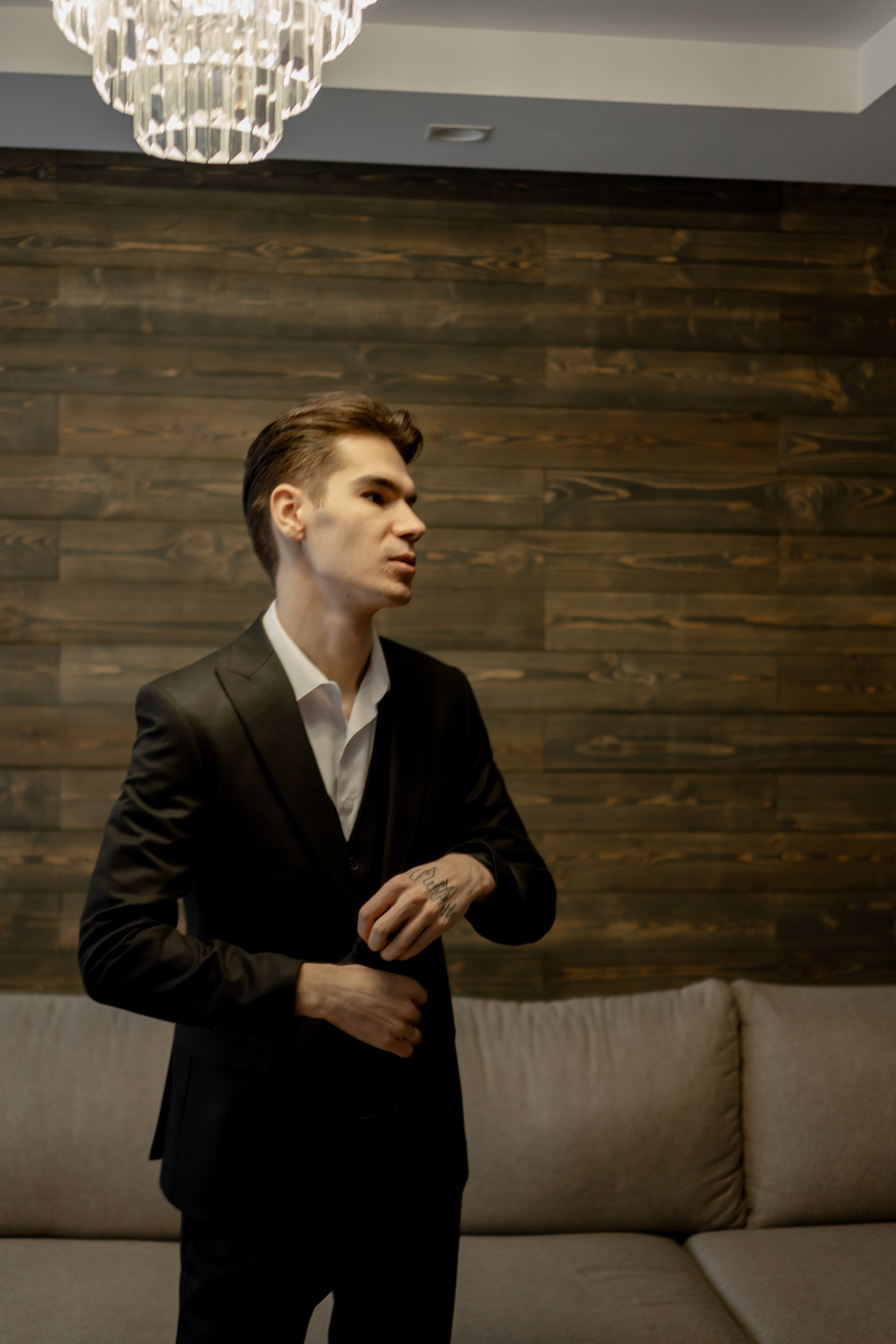 СВАДЕБНАЯ СЬЕМКА СБОРОВ В ОТЕЛЕ И ВЫЕЗД НА ЦЕРЕМОНИЮ (СНЯТО В СИБИРЕ В НИЖНЕВАРТОВСКЕ). Профессиональный фотограф, Санкт-Петербург — Виктория Богомолова