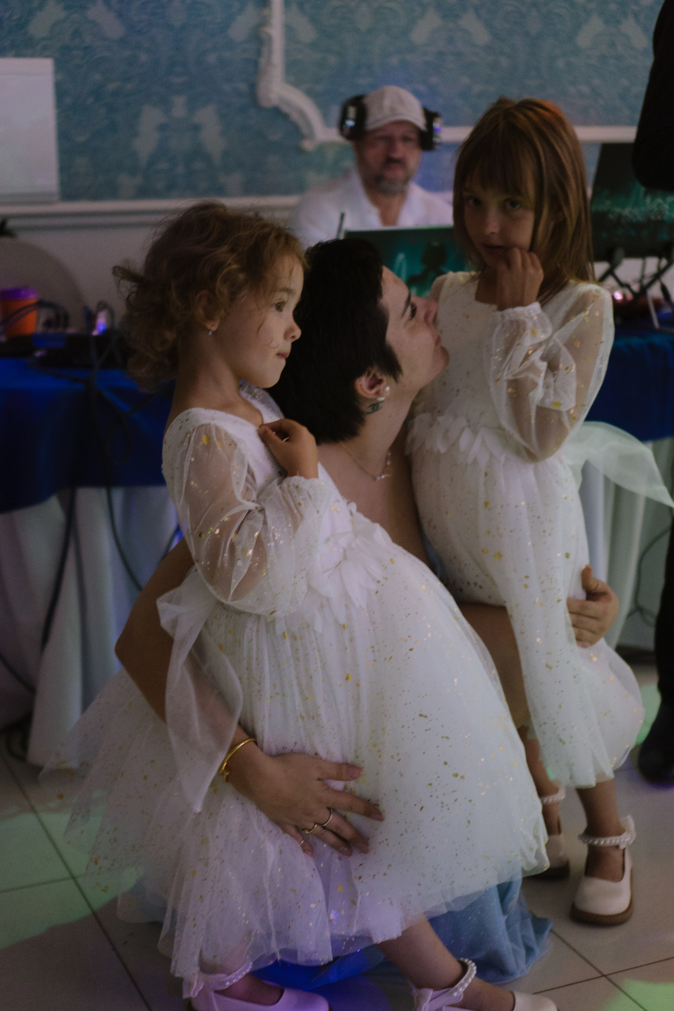 ТАНЕЦ ОТЦА И ДОЧЕРИ НА БАНКЕТЕ (СВАДЕБНАЯ ФОТОСЕСИИЯ БАНКЕТА). Профессиональный фотограф, Санкт-Петербург — Виктория Богомолова