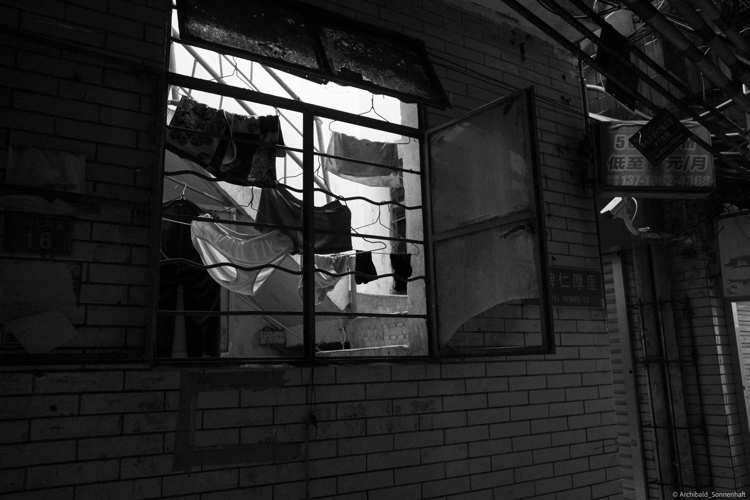 Shipai Urban Village. Photographer in Guangzhou, China. Archibald Sonnenhaft