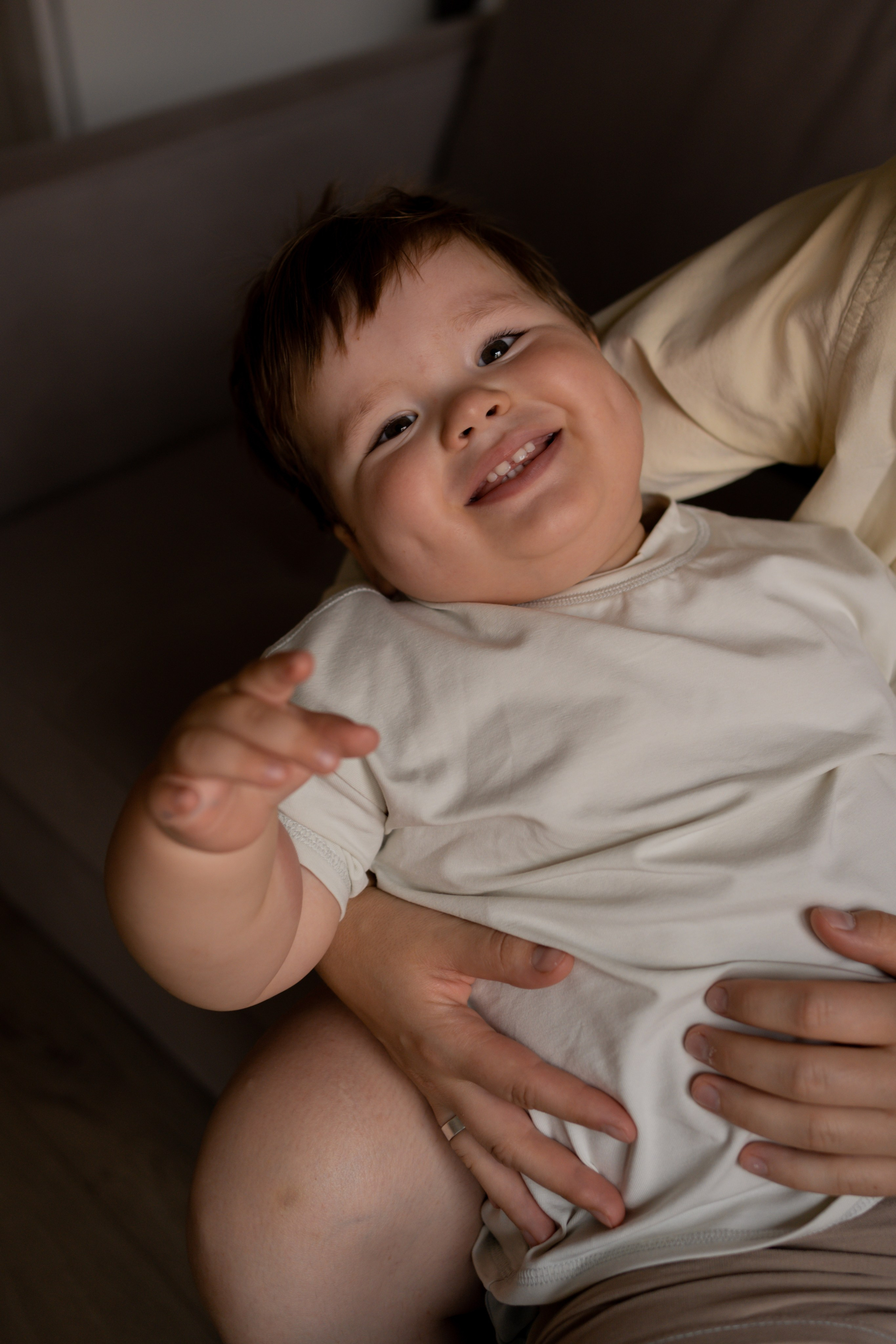 Алина и Дима. Фотограф грудного вскармливания в Москве Екатерина