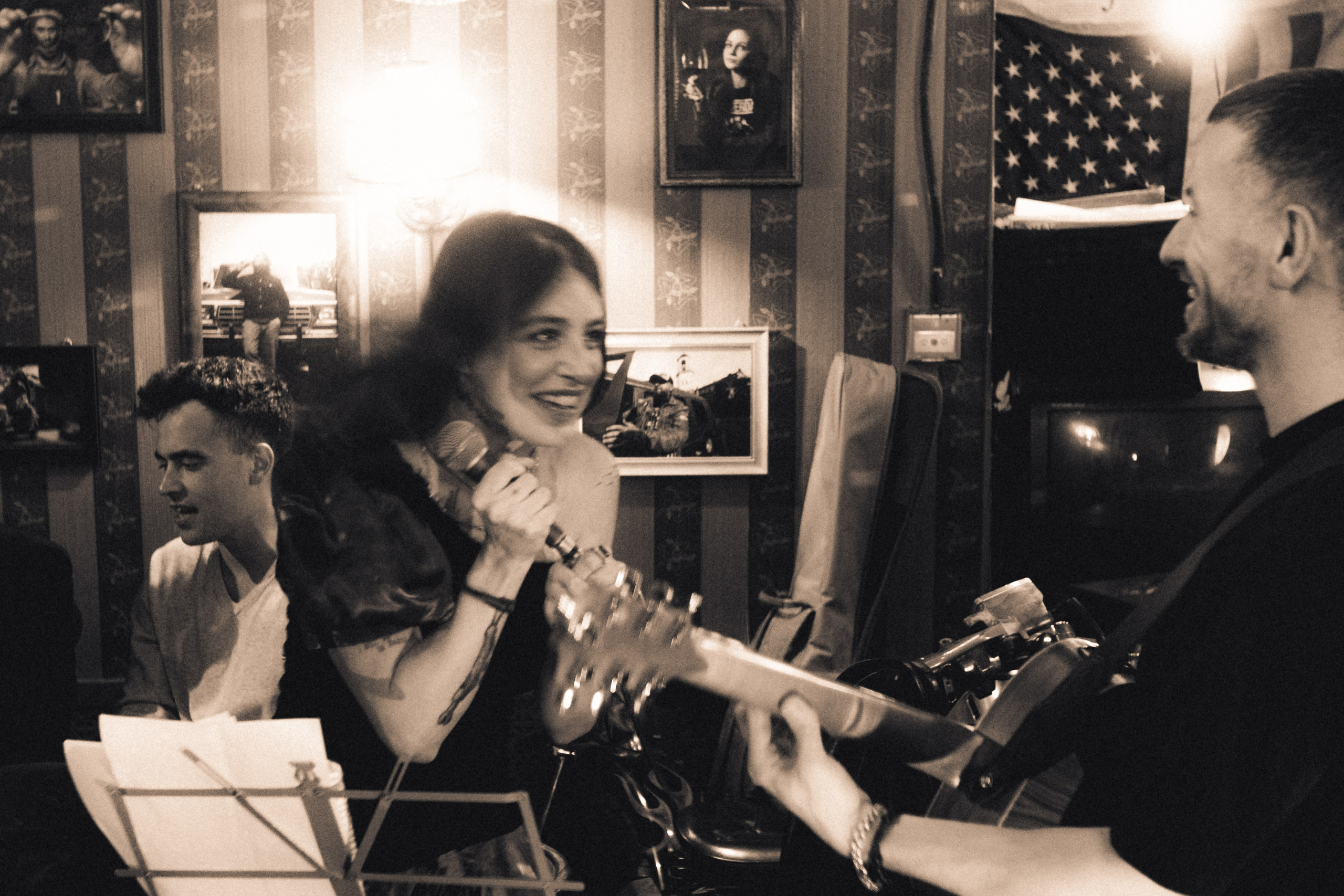 Spaghetti Incident Bar. Игорь Гичка. Портрет с любовью