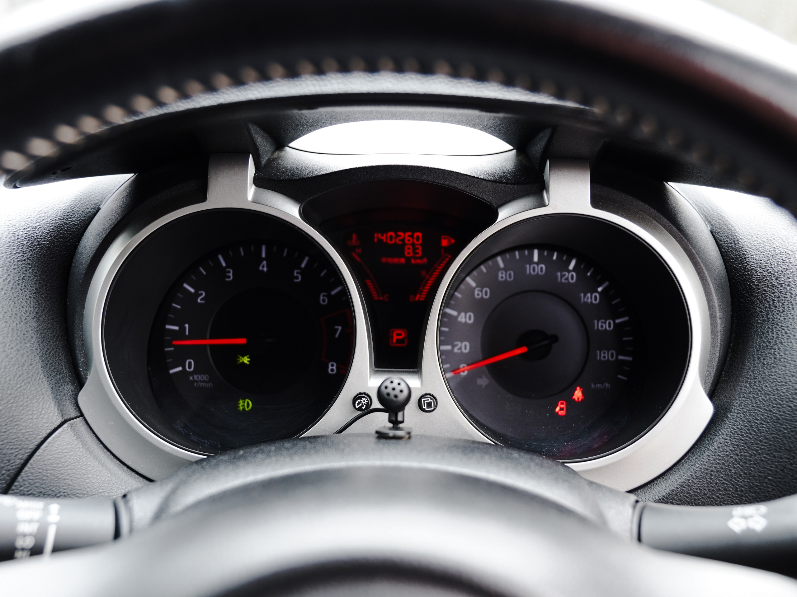 NISSAN JUKE JAPAN. Opasnophoto