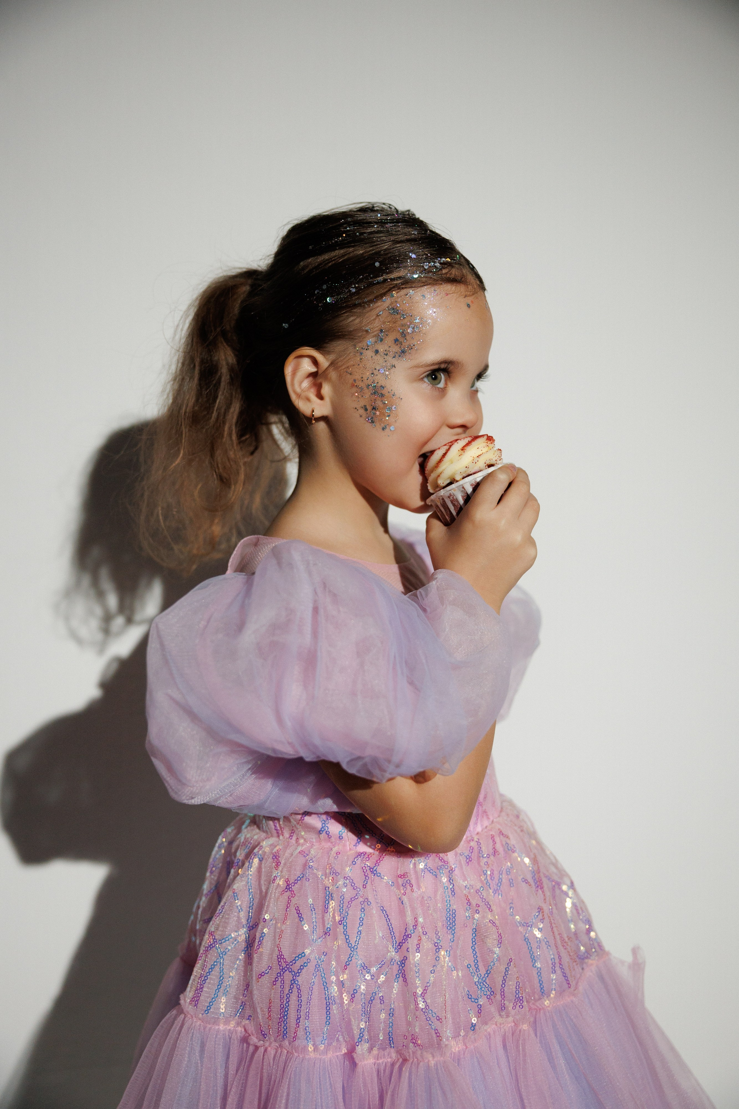 Вике 5. Привет! Меня зовут Лера, я фотограф в Нижнем Новгороде