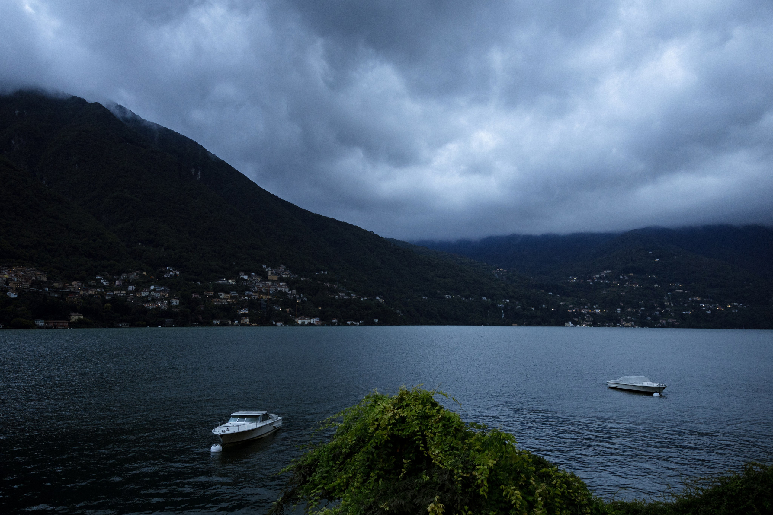 Como, Italy. Wedding Photographer Tel-Aviv