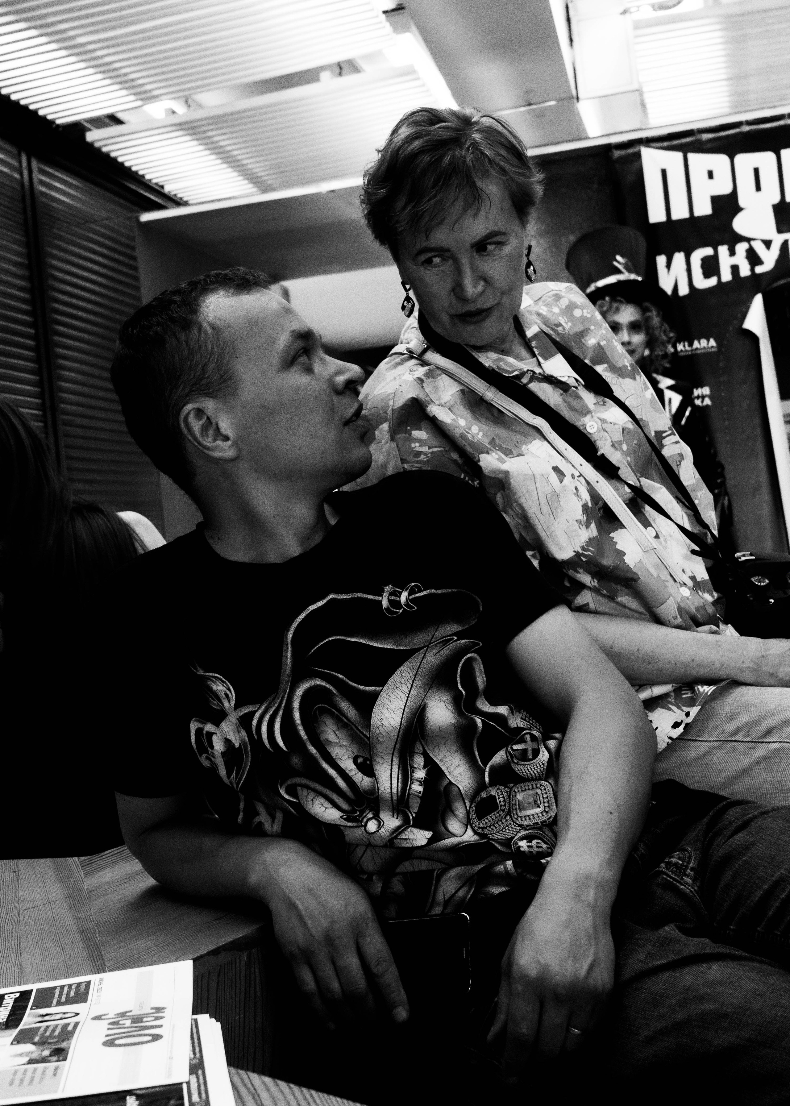 Выставка Сенсивити. Кир Анисин. Режиссер & фотограф