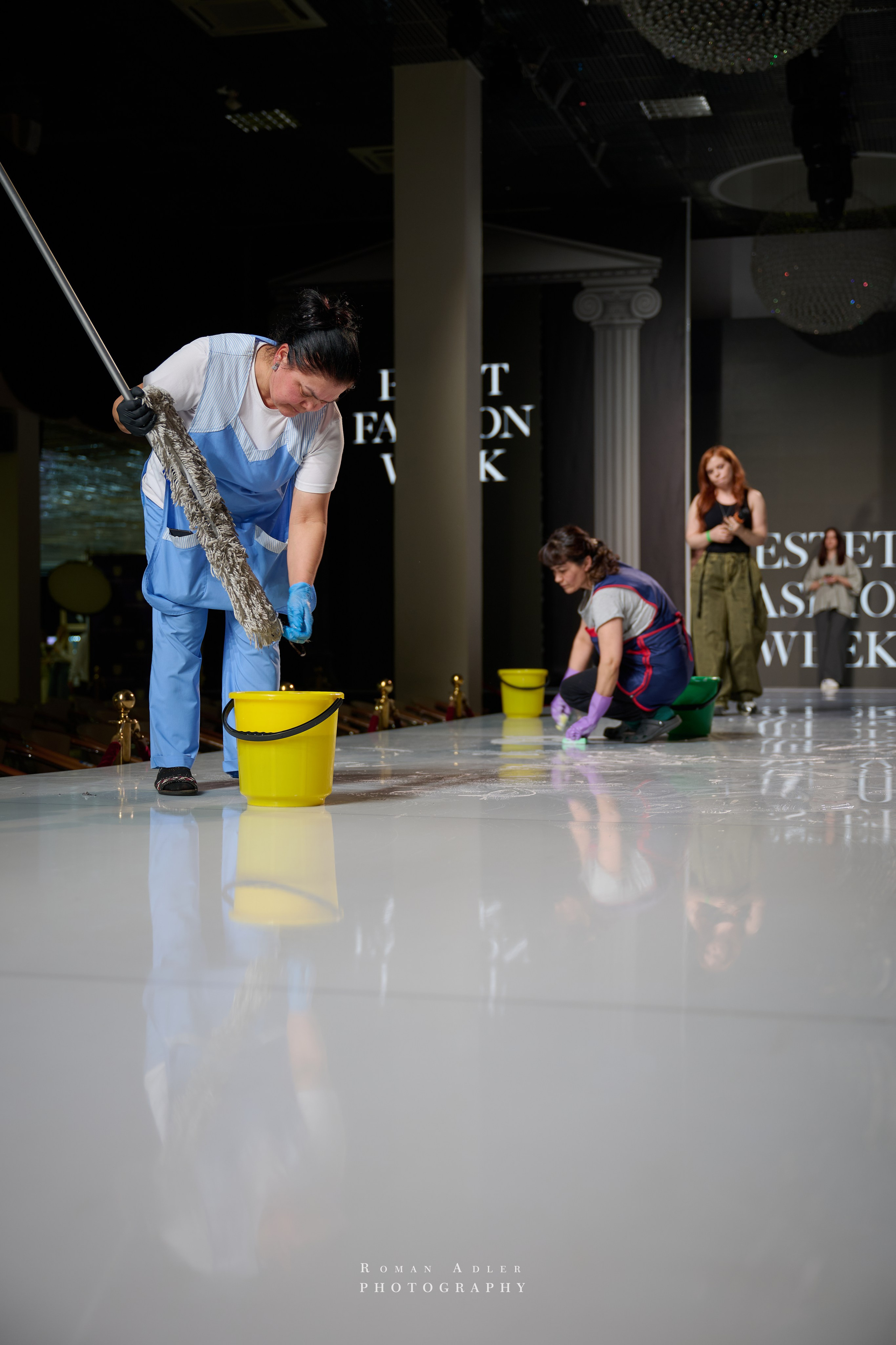 ESTET FASHION WEEK ВЕСНА — 2025. Фотограф Роман Адлер