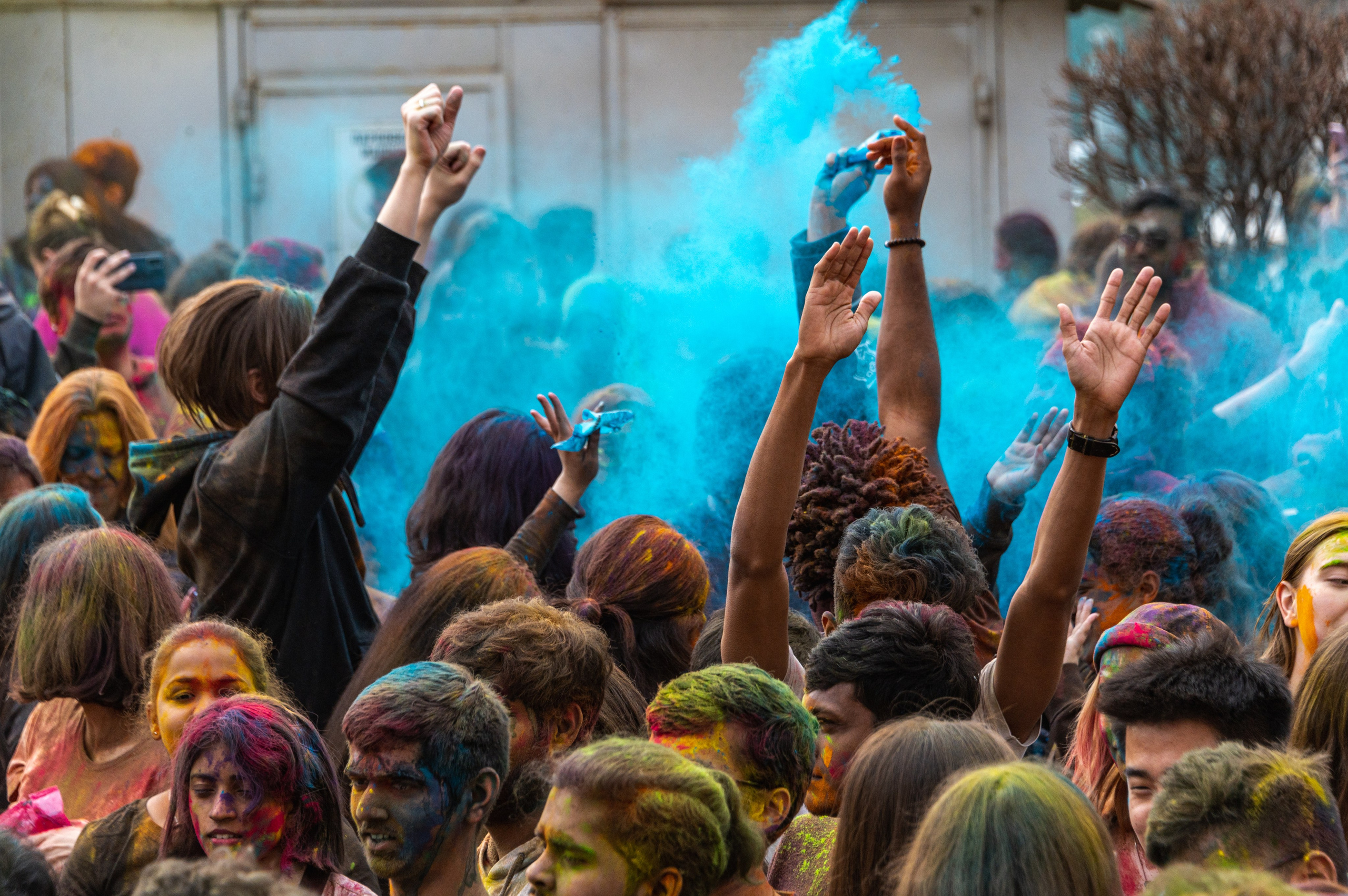Праздник Холи в Москве. Фотограф Роман Адлер