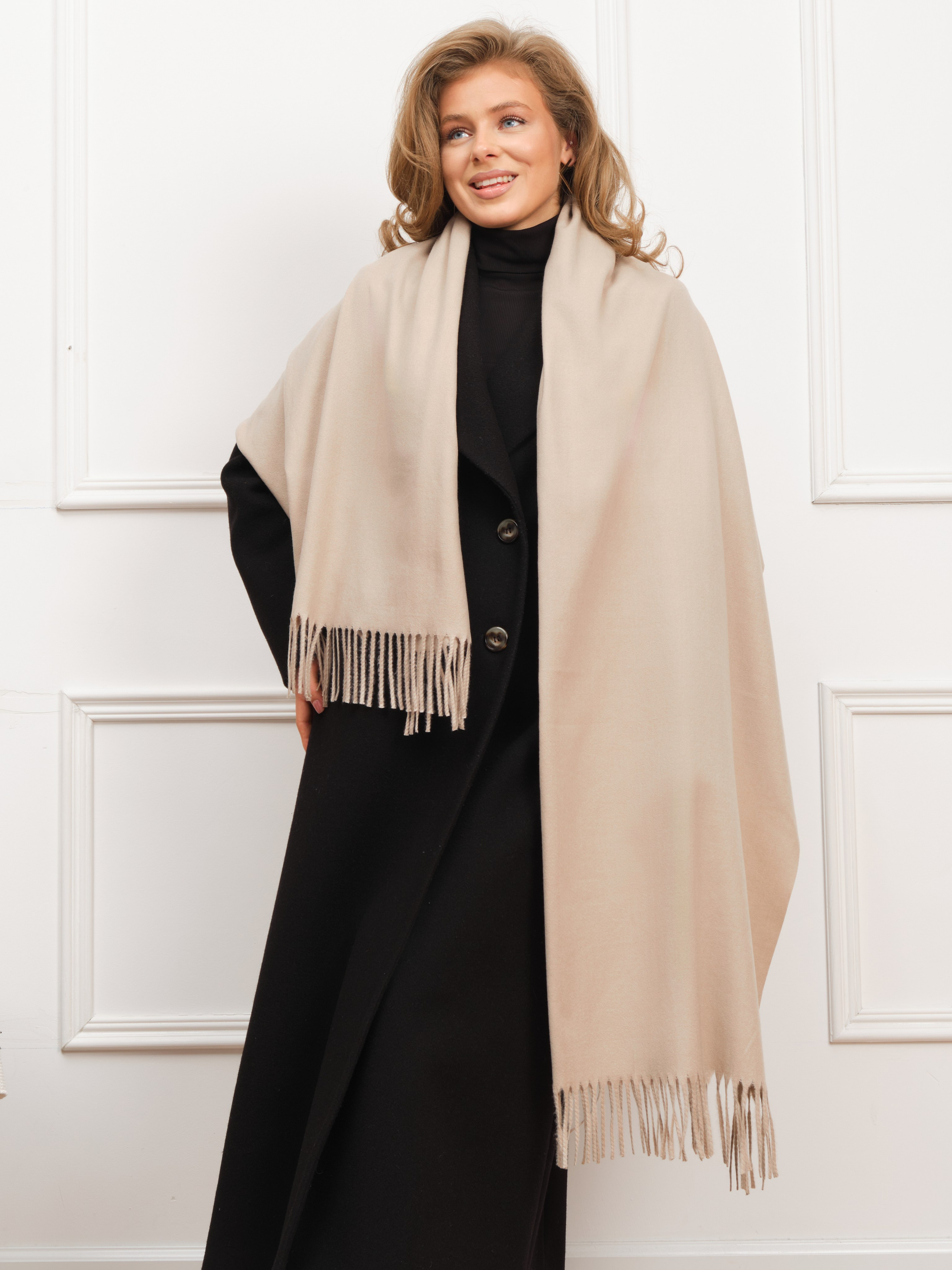 Шарфы женские. Фотостудия для Wildberries Ozon