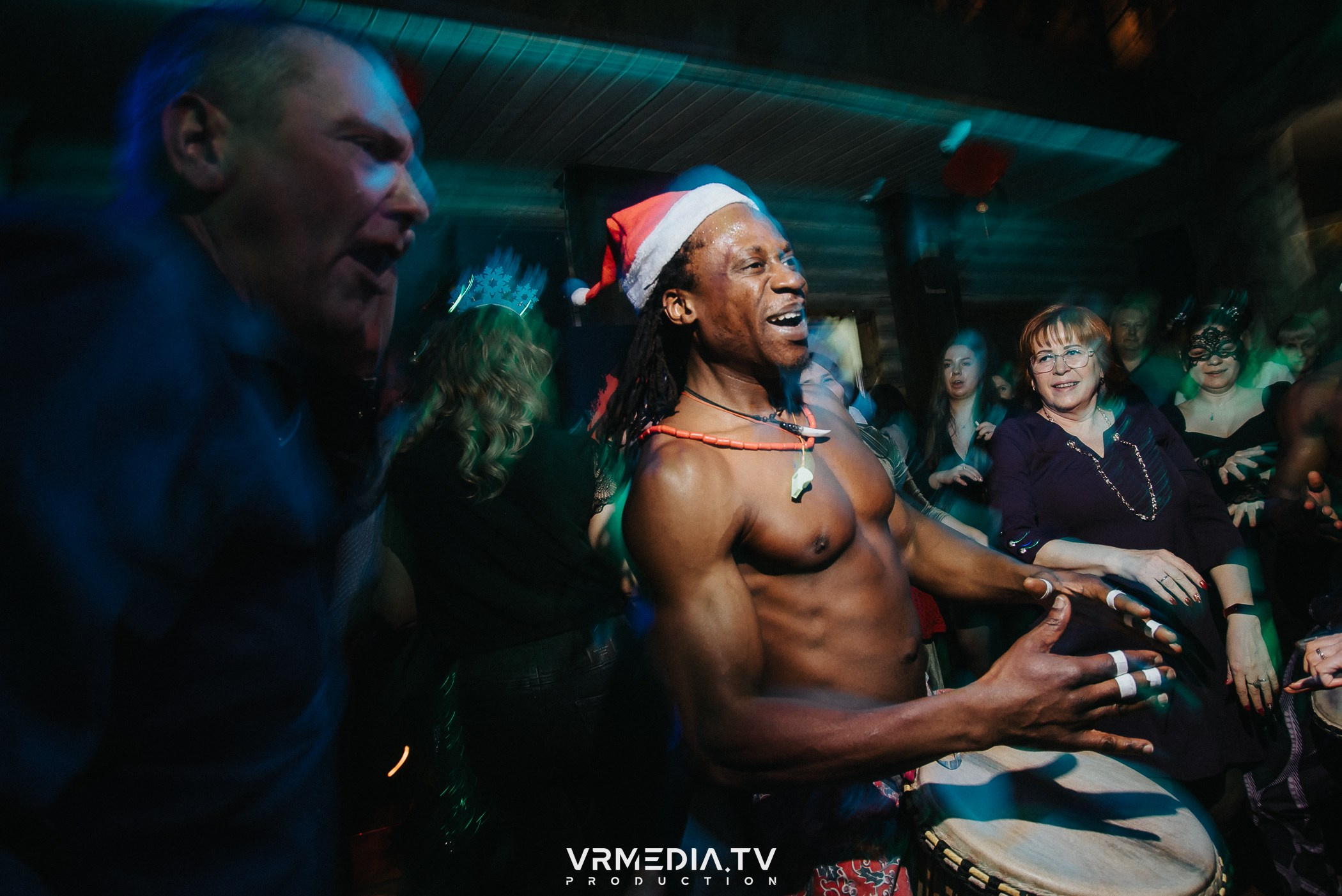 Новогодний вечер «У Петровича»