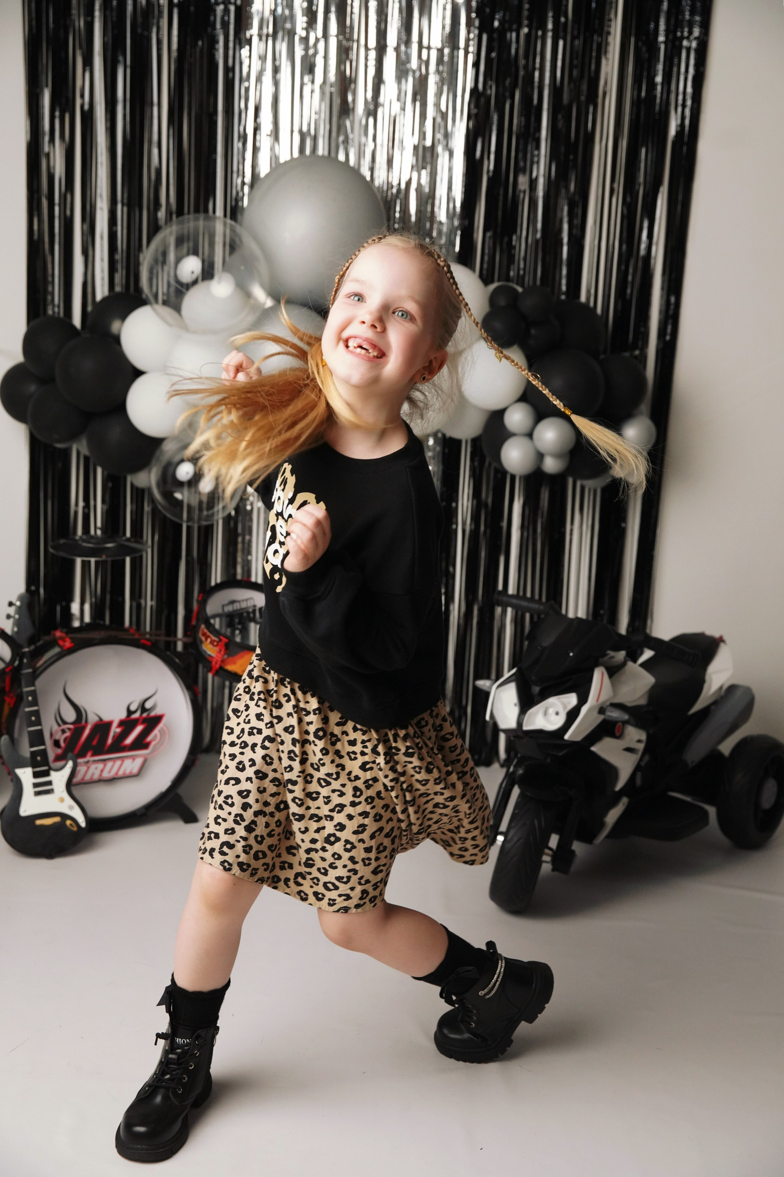 Байкер. Фотограф новорожденных. Семейный и детский фотограф в городе Сургуте