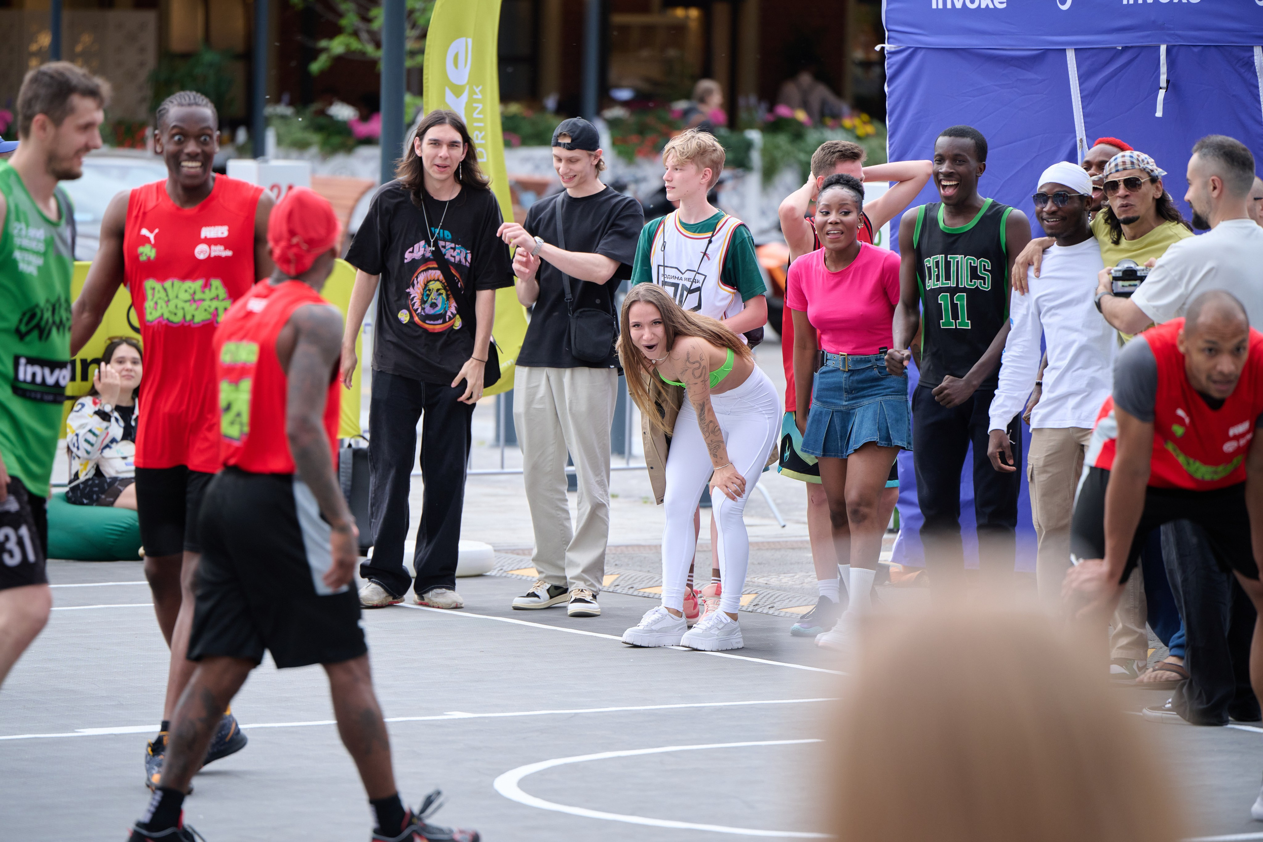 Invoke — Легенды улиц. Фотограф в Москве — Новиков Владислав