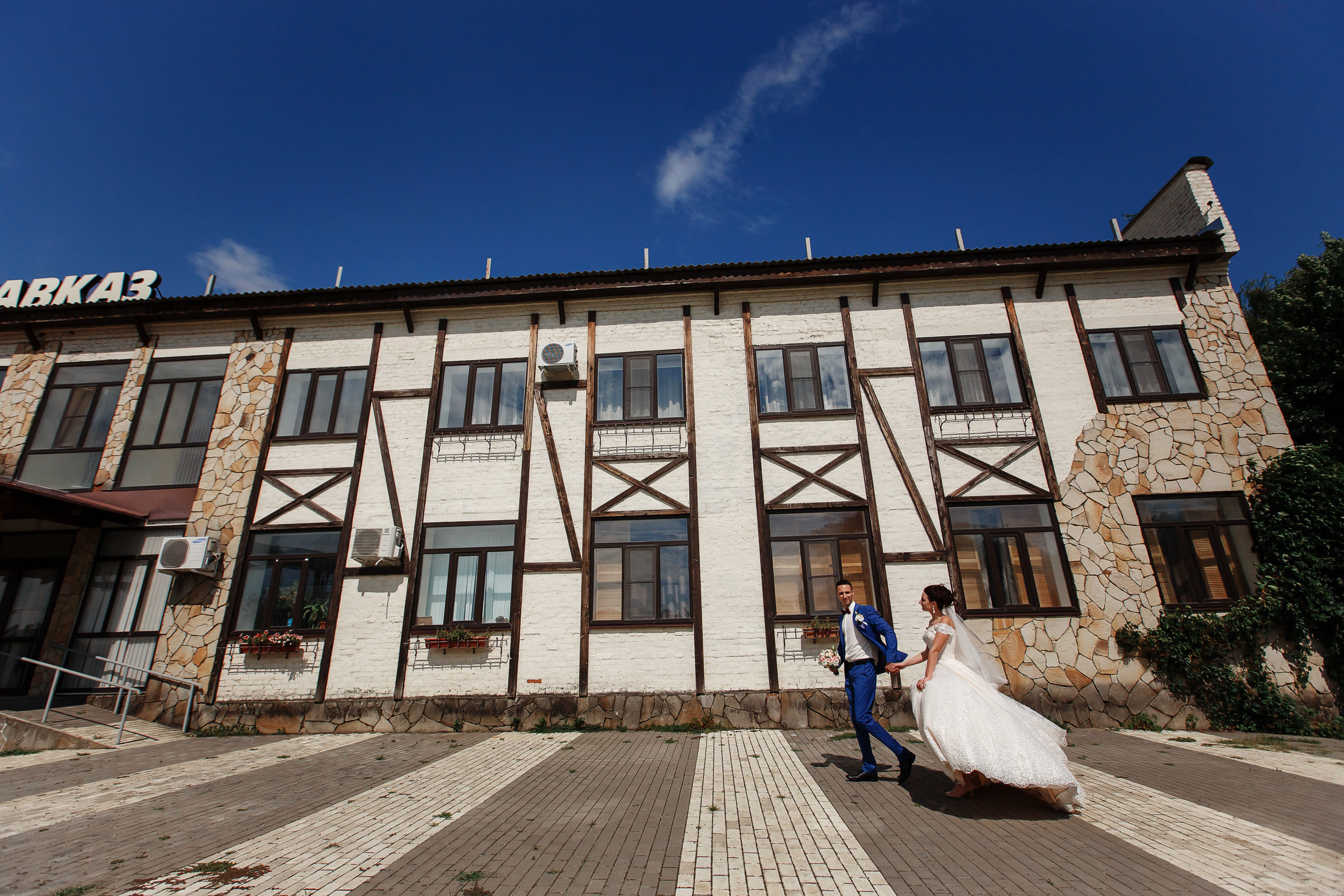 Свадебная фотосессия в городе Курганинск, Краснодарского края. Дмитрий Шевченко свадебное фото в г. Краснодар — Армавир — Лабинск