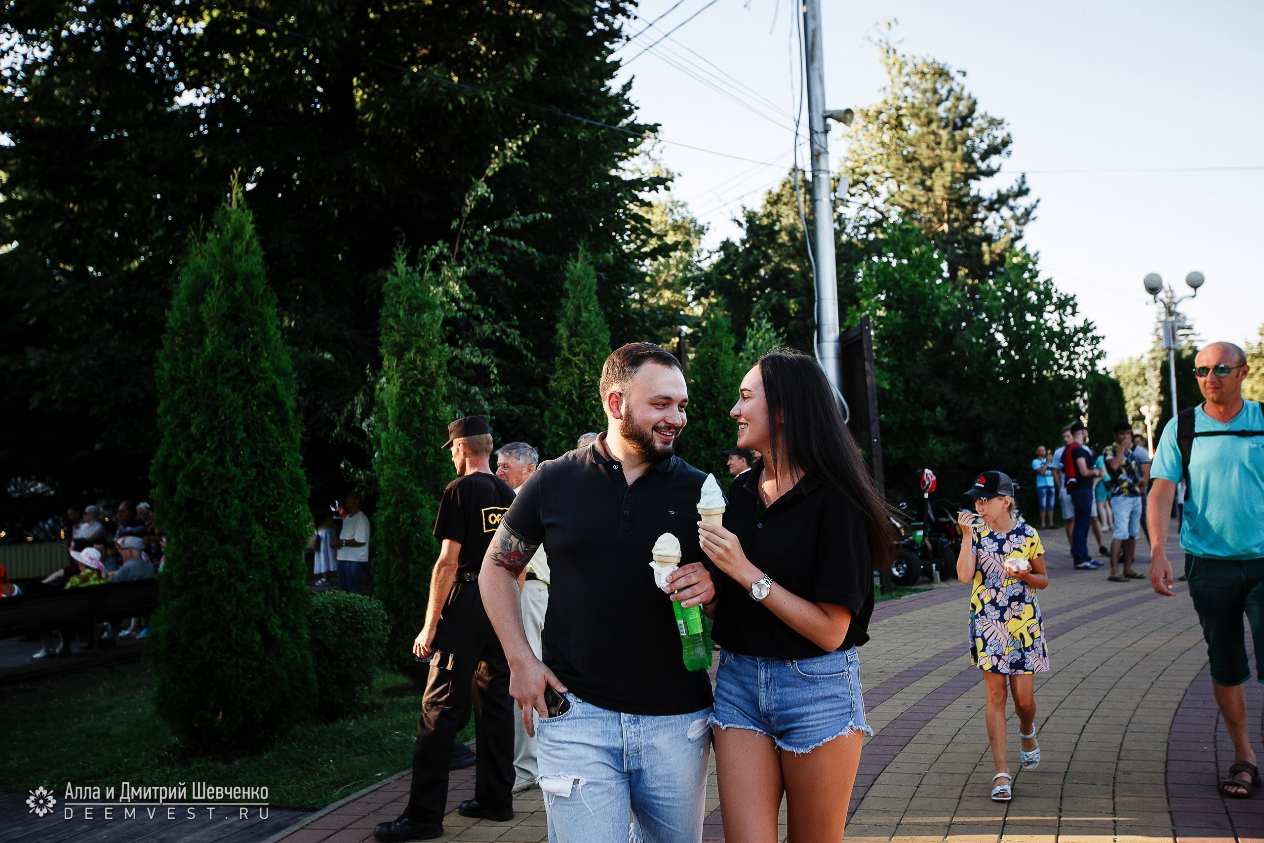 Прогулка по центру Майкопа. Дмитрий Шевченко свадебное фото в г. Краснодар — Армавир — Лабинск