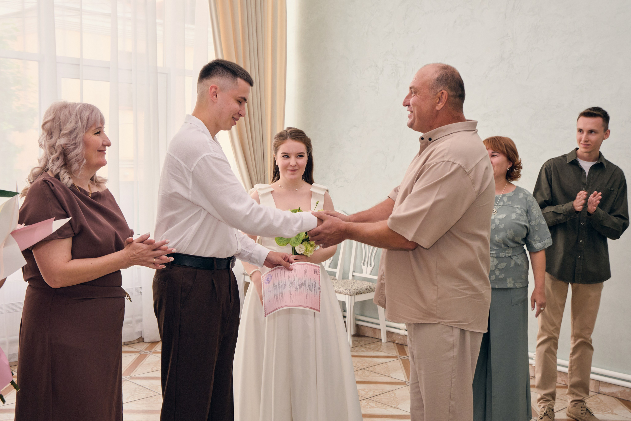 Роспись. Фэшн фотограф Арина Эльюс в Новосибирске