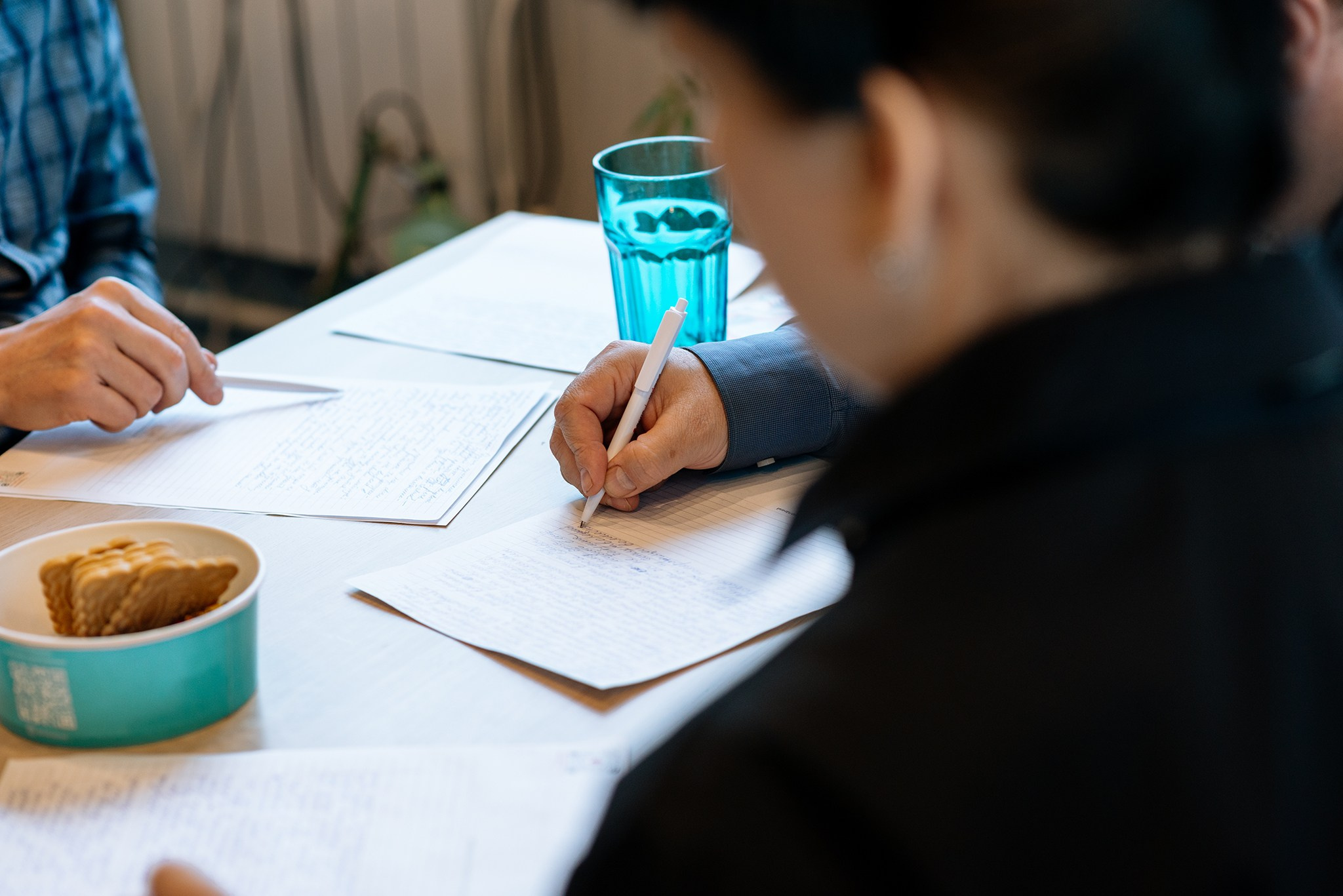 Тотальный диктант в Ночлежке. Апрель 26. Репортажный фотограф в Санкт-Петербурге Анастасия Клёпова