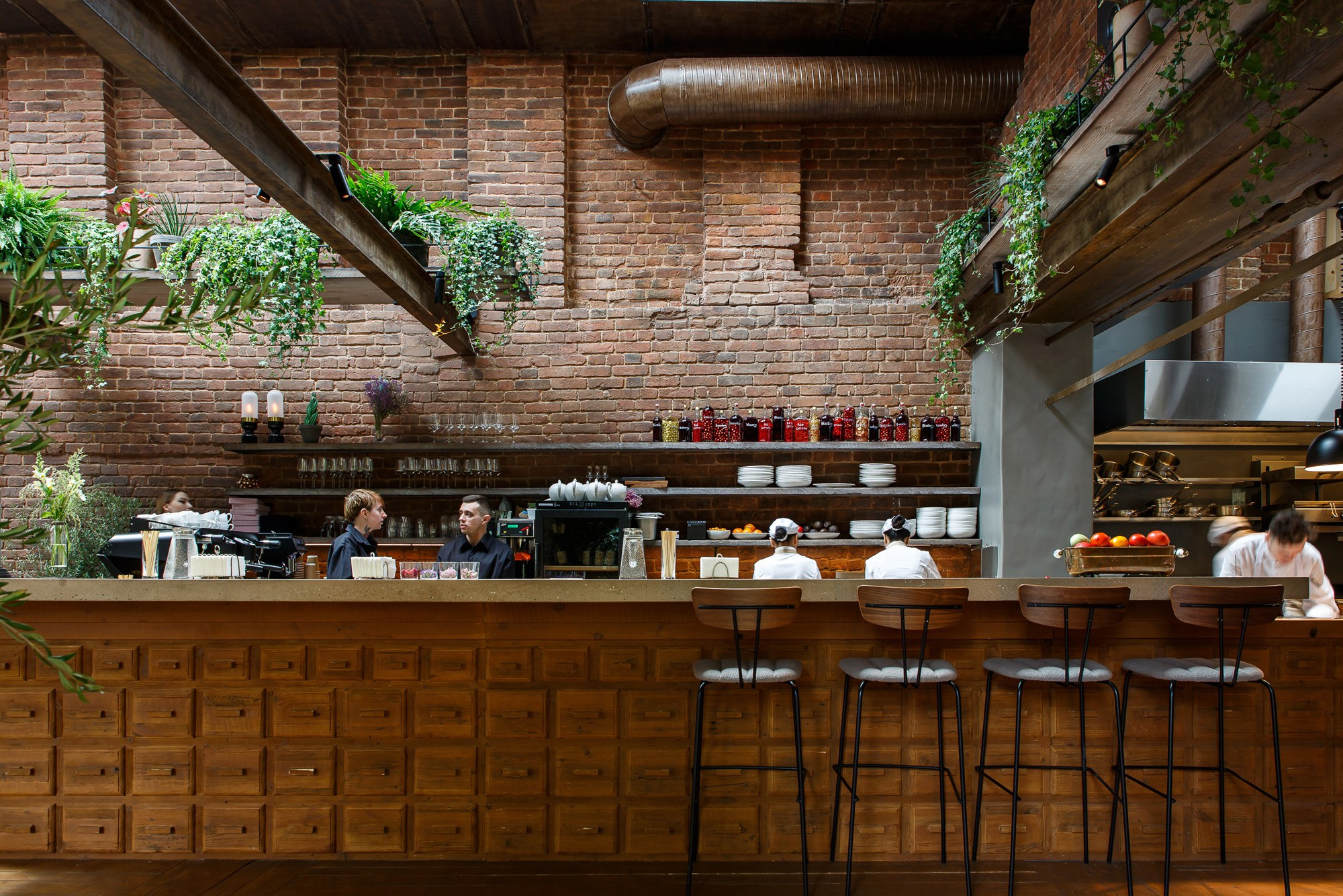 Yauza. Photographer Ksenia Kolesnikova. Interior, Product, and Portrait Photography in Moscow