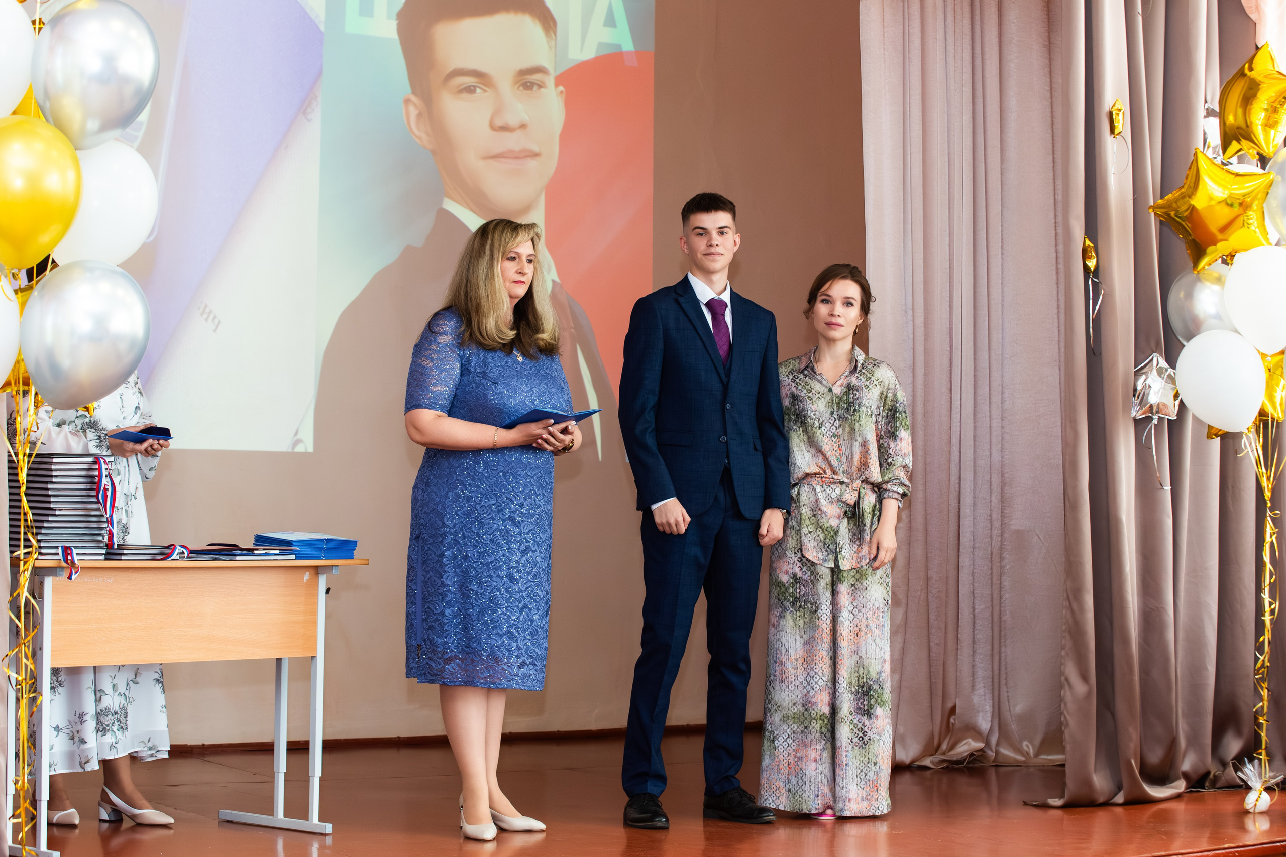 ВРУЧЕНИЕ ДИПЛОМОВ 2025. ТВОЙ АЛЬБОМ / ТВОИ ПРАВИЛА