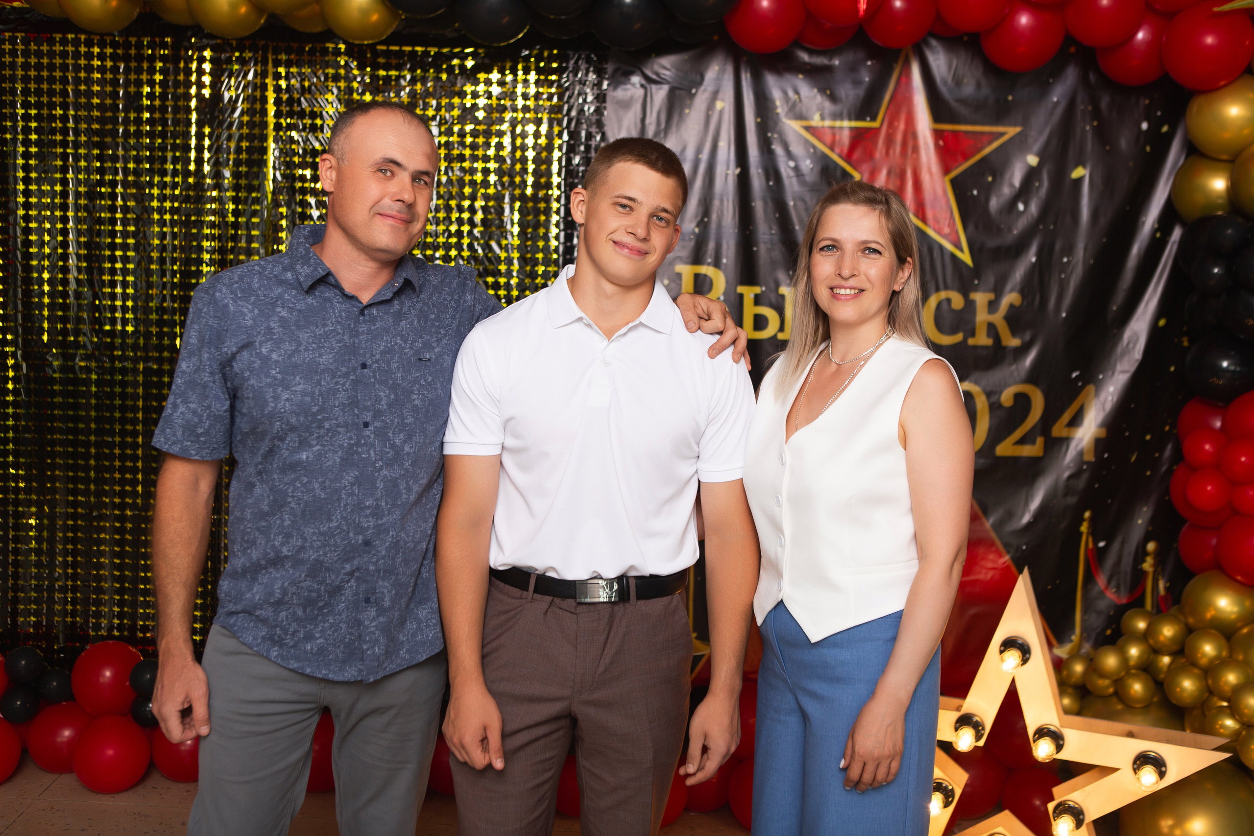 ФОТОСЕССИЯ С РОДИТЕЛЯМИ «ВЫПУСКНОЙ» 2024 г. 9 ШКОЛА г. МЦЕНСК. ТВОЙ АЛЬБОМ / ТВОИ ПРАВИЛА