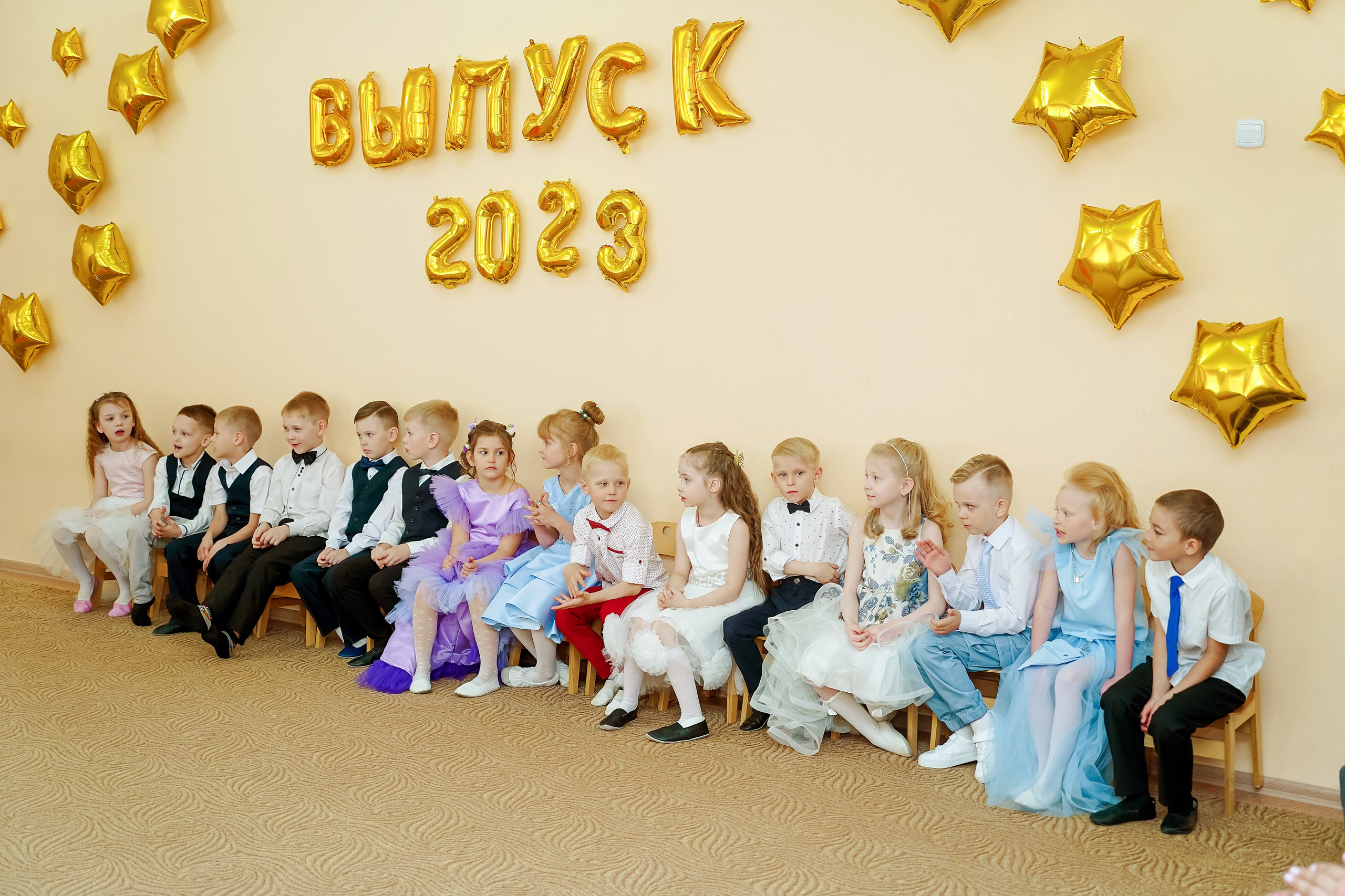 Фотосъемка видеосъёмка фотограф видеооператор новогодних утренников  в. Фотограф, видеооператор Нина Коршунова