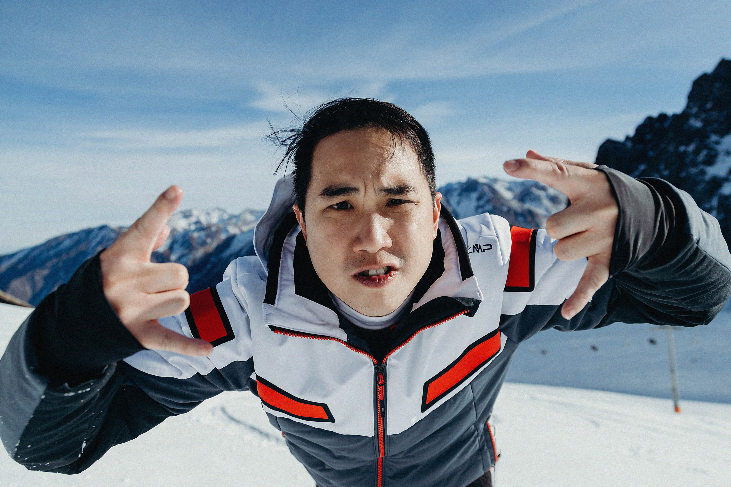 Фотосессия на Чимбулаке. Свадебный, семейный и портретный фотограф в Алматы, Костанай