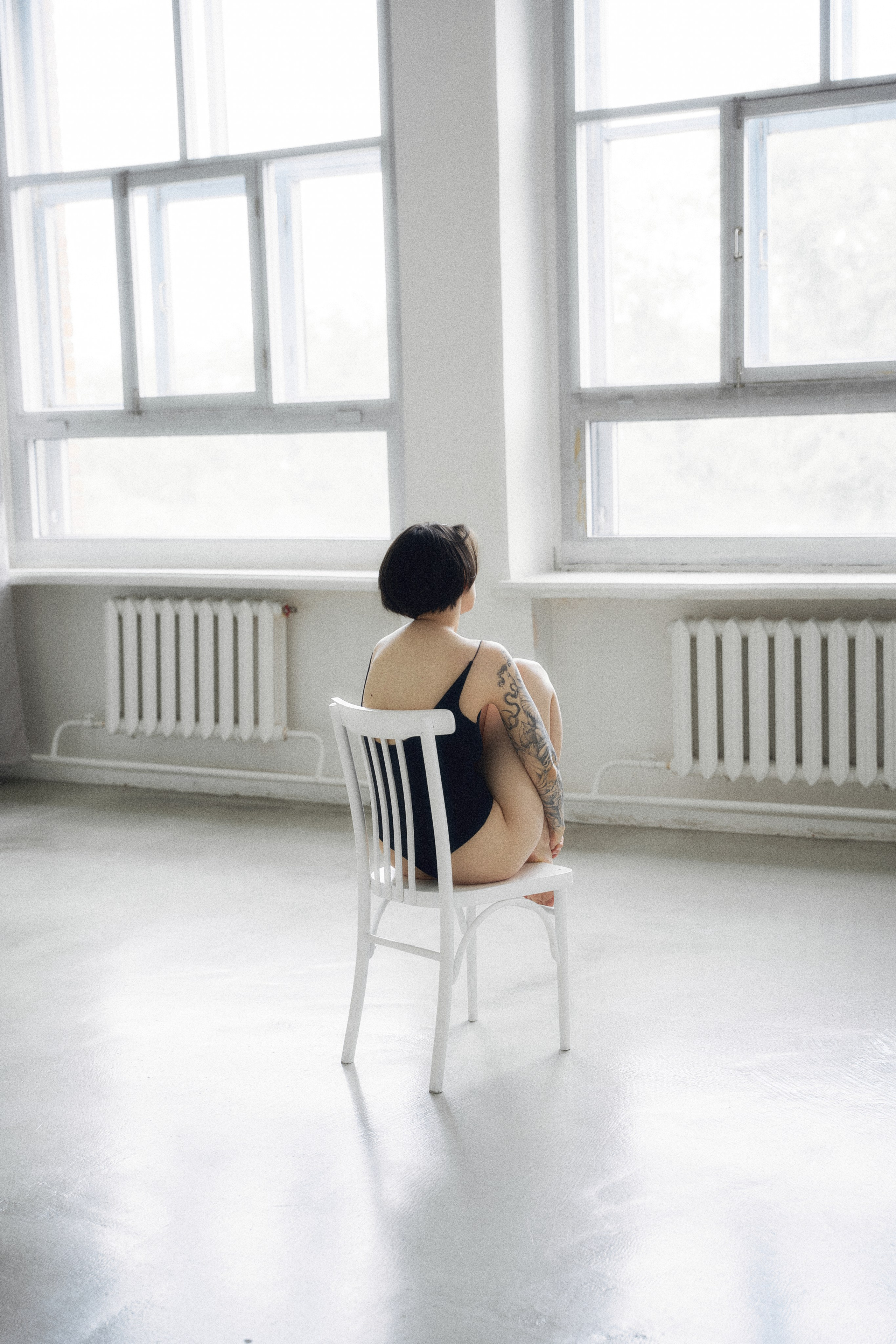 художественный женский портрет в студии