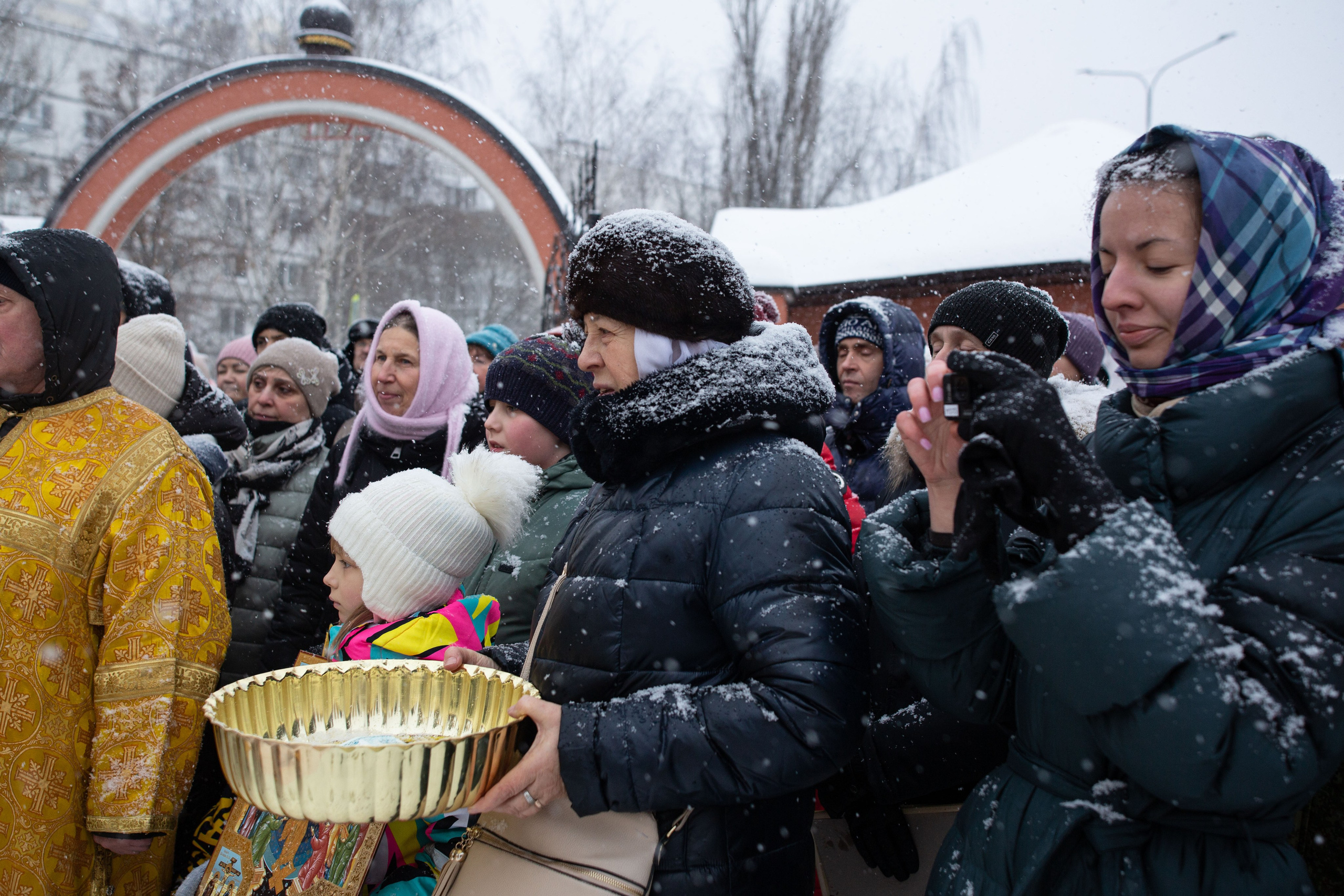 Крестный ход по д. Островцы Раменского городского округа. Семейный и детский фотограф Анна Петракова