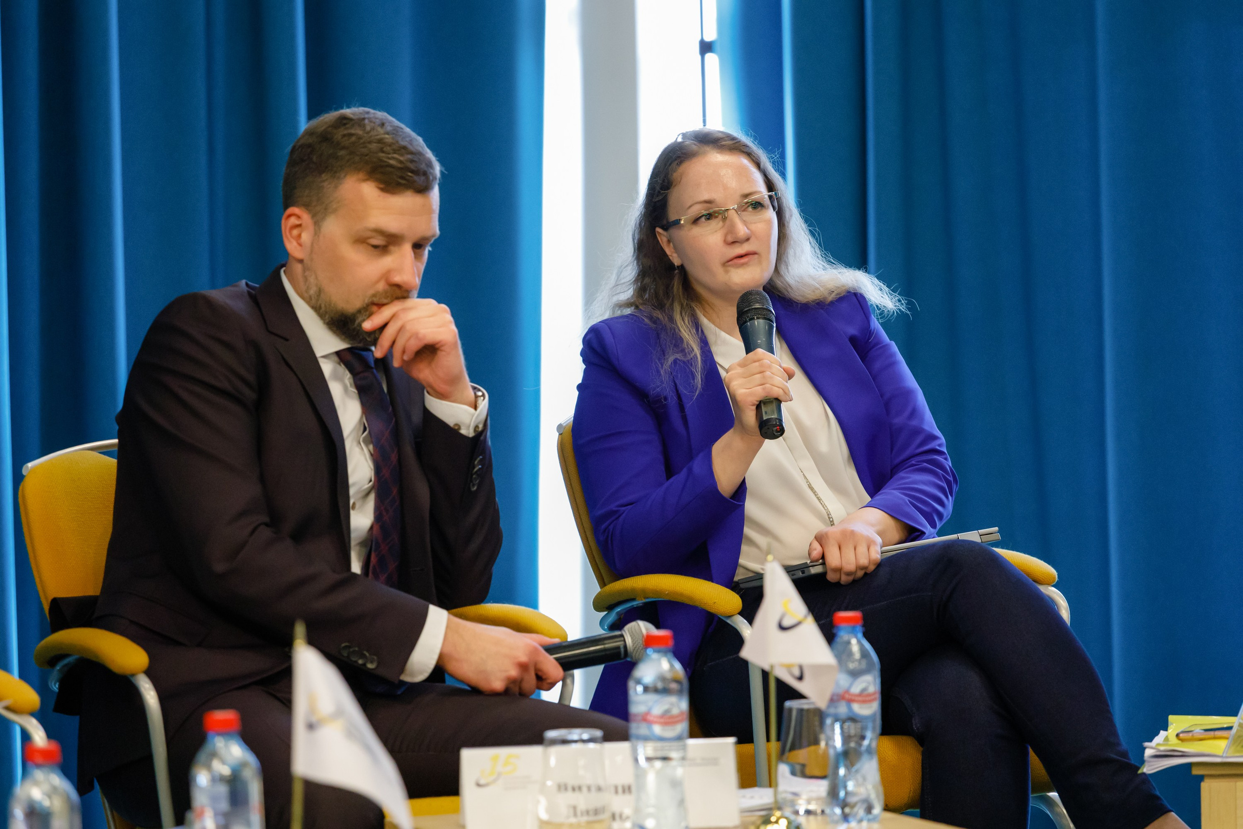 Конференция. COSMOS. Свадебный фотограф в Ярославле Анастасия Архипова