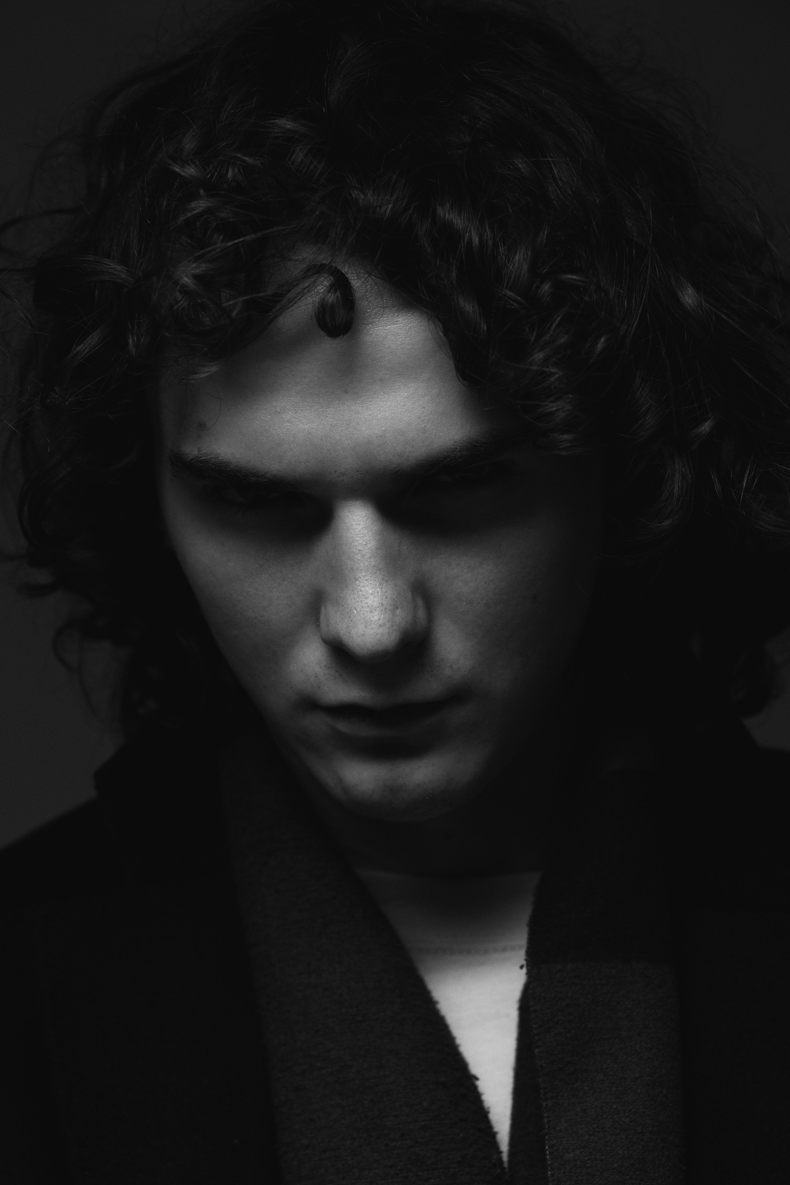 Модельные и актерские тесты. Портретный фотограф в Москве Александр Денисов