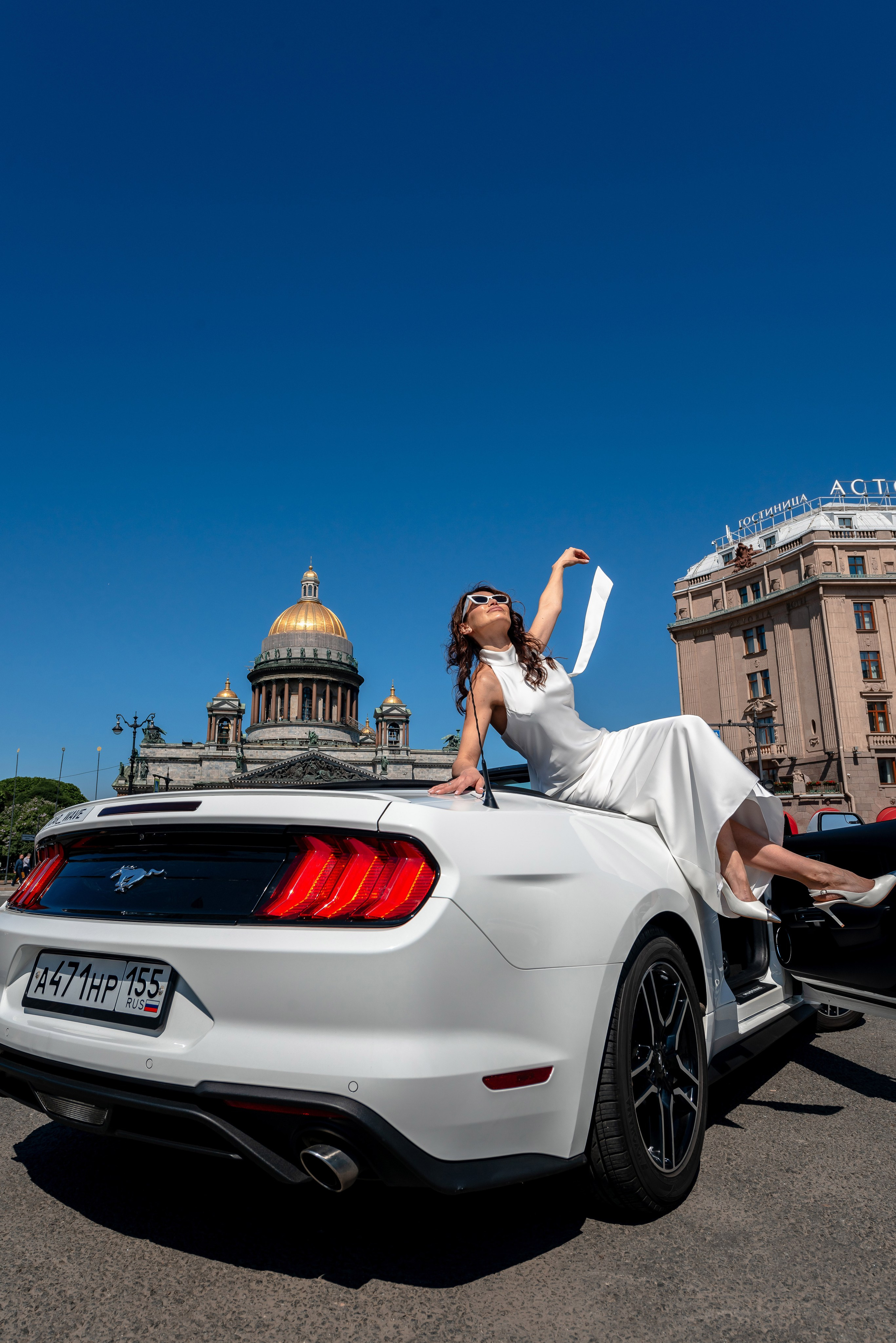 Алина и Алексей (прогулка на кабриолете, Академия Художеств, Екатерининский парк в Пушкине). Портретный, семейный и свадебный фотограф в Санкт-Петербурге и в Пушкине Ширяев Денис