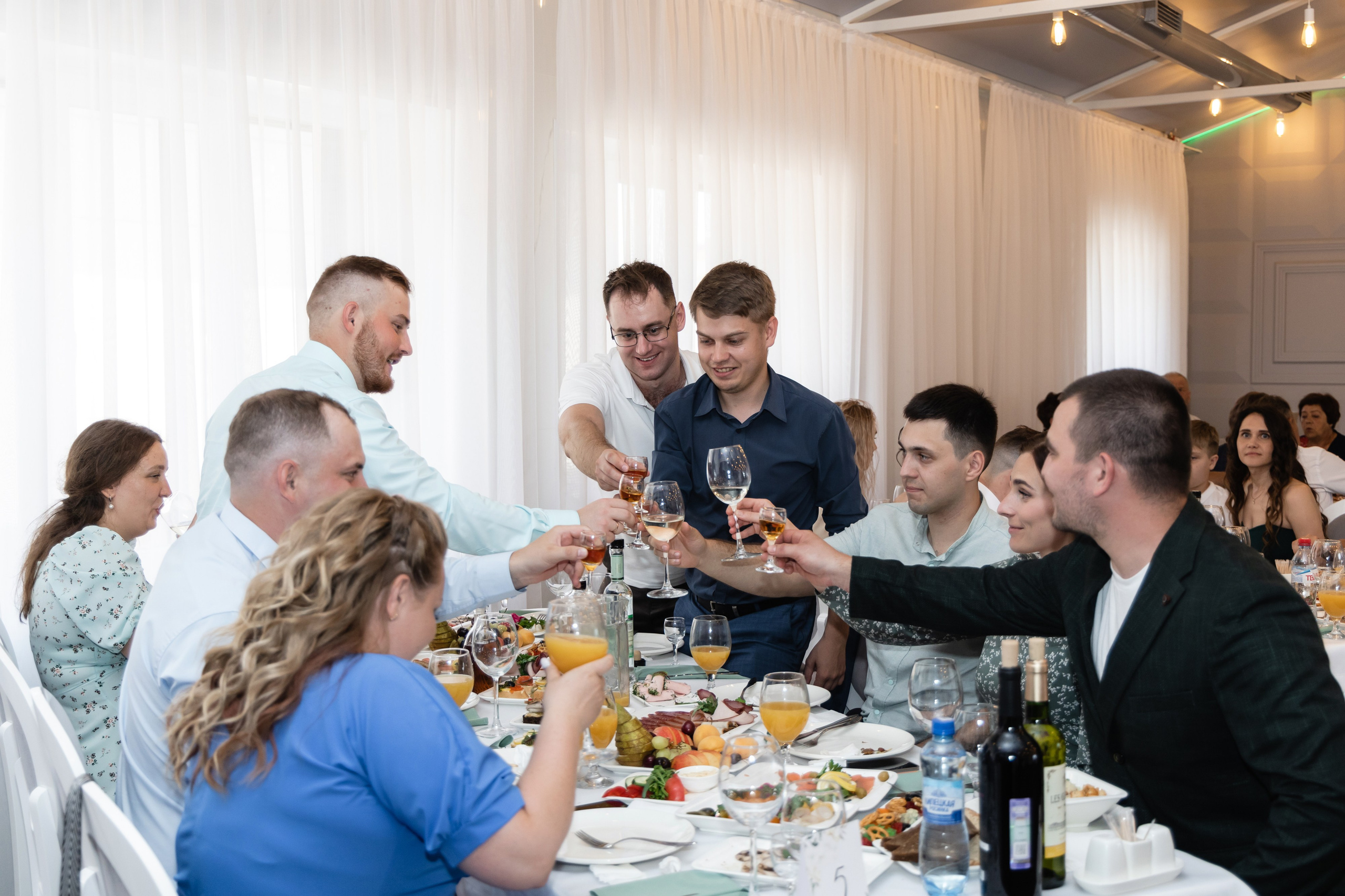 Алёна и Денис (полный день). Фотограф в Барнауле Юлия Садвокасова