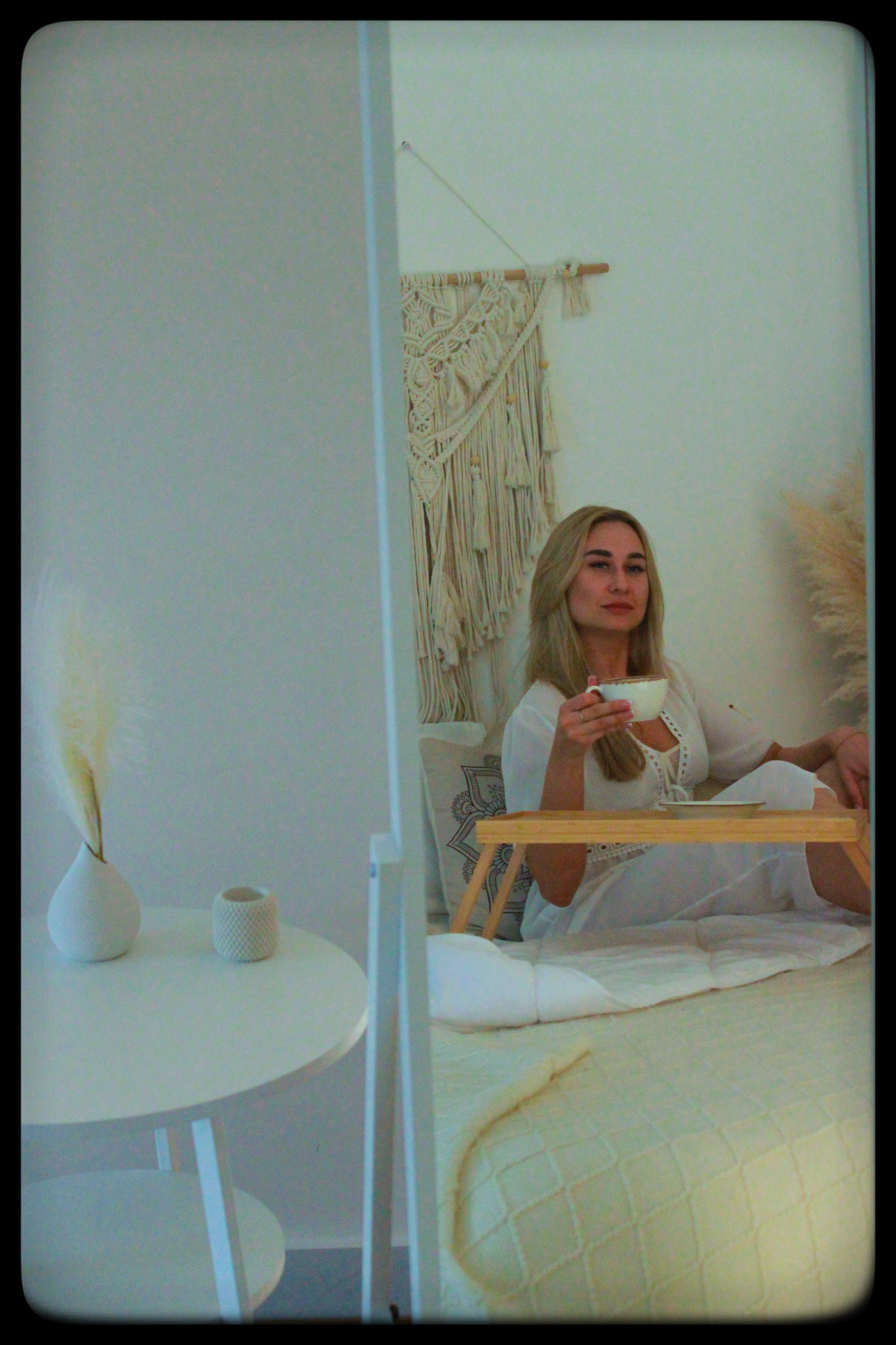 Фотосессия в студии,фото отражения в зеркале.Деловая фотосессия. Мария Чашина. Семейный и детский фотограф г. Москва