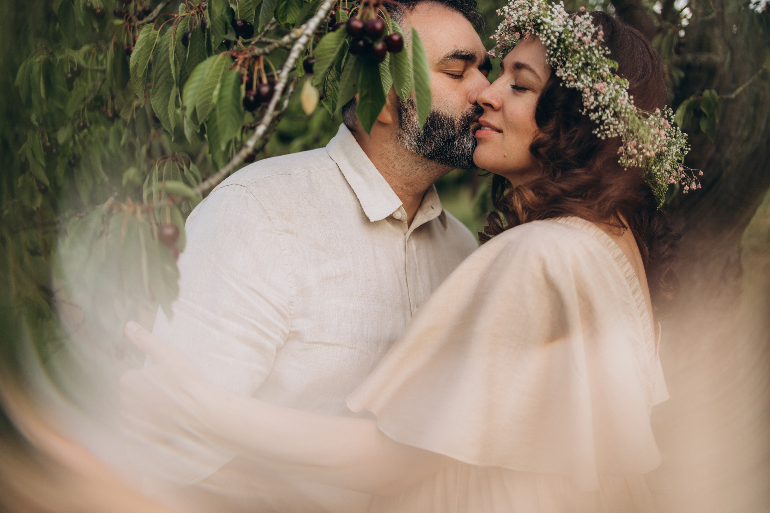 Babybauch-Shooting im Grünen. Fotografin in Erlangen, Nürnberg und Umgebung