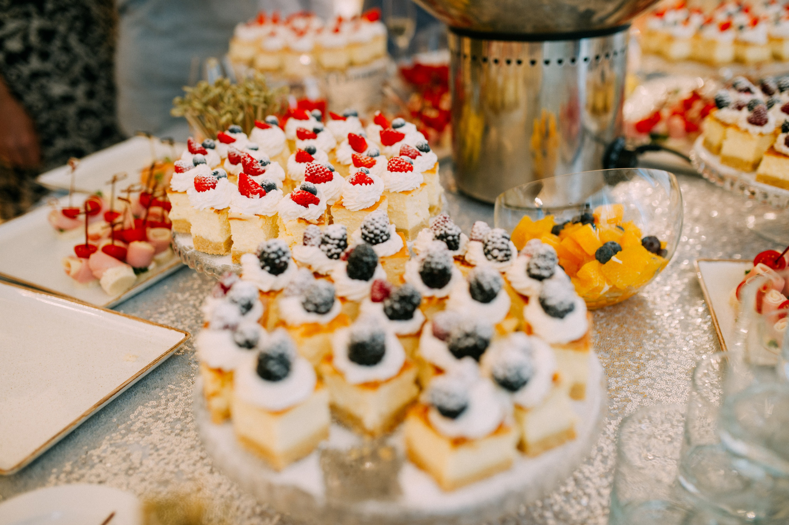 Екатерина & Валерий. Свадебный фотограф/видеограф Максим Черников