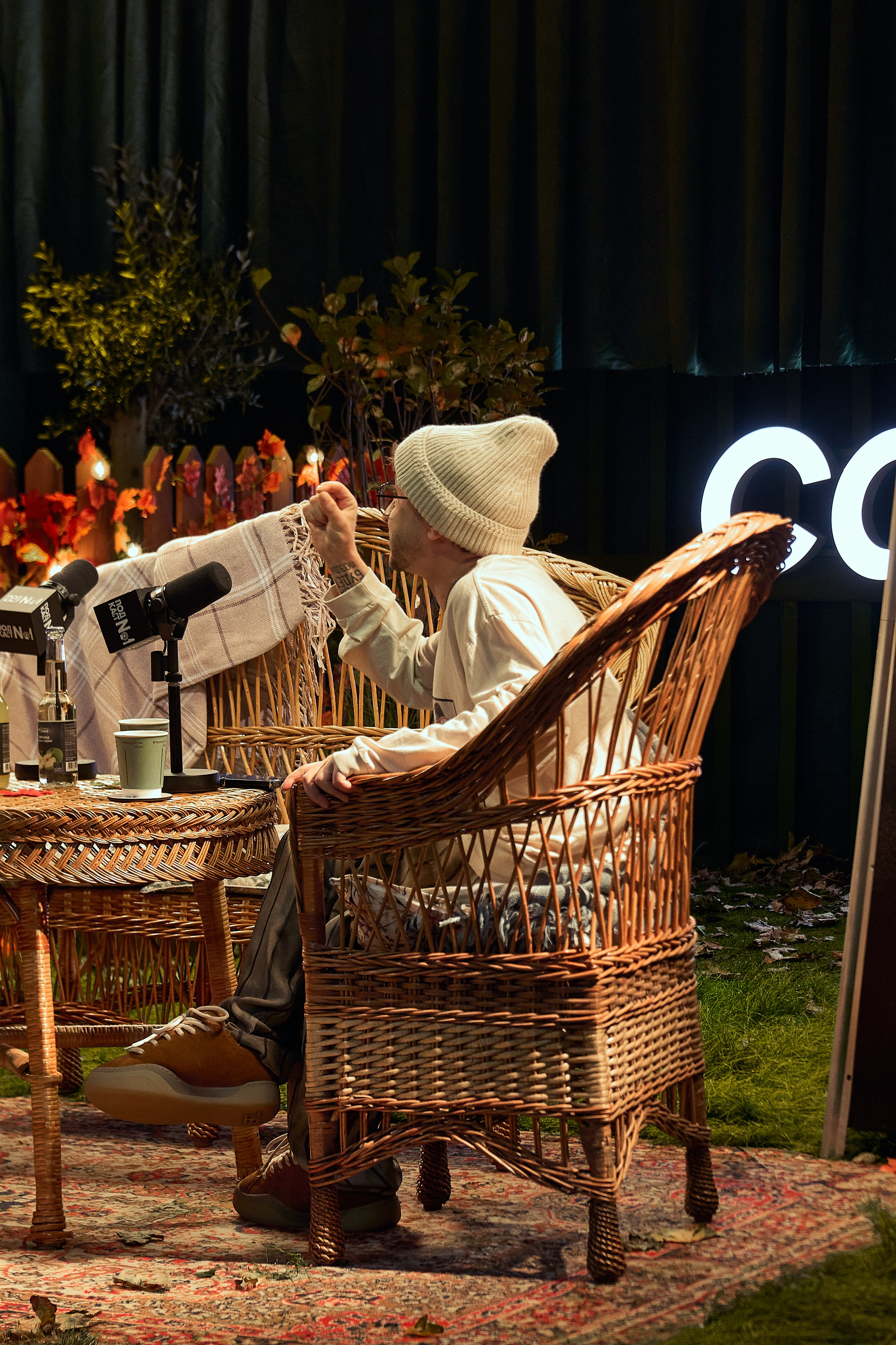 Бэстейдж «Летний подкаст № 1». Главная