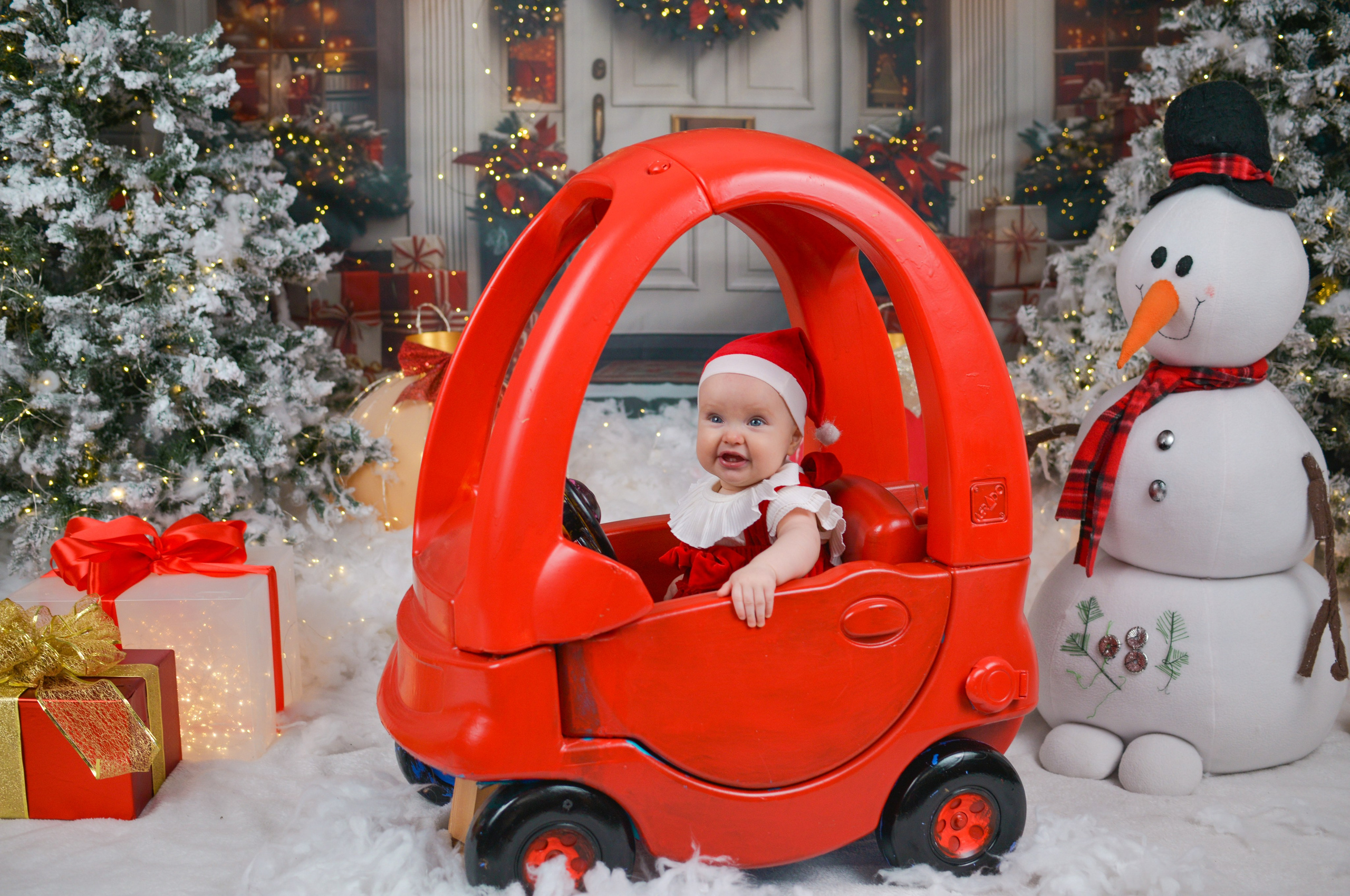 Анонс первых новогодних кадров 2026 для семьи Афины. Фотограф новорожденных Краснодар Малышенко Надежда