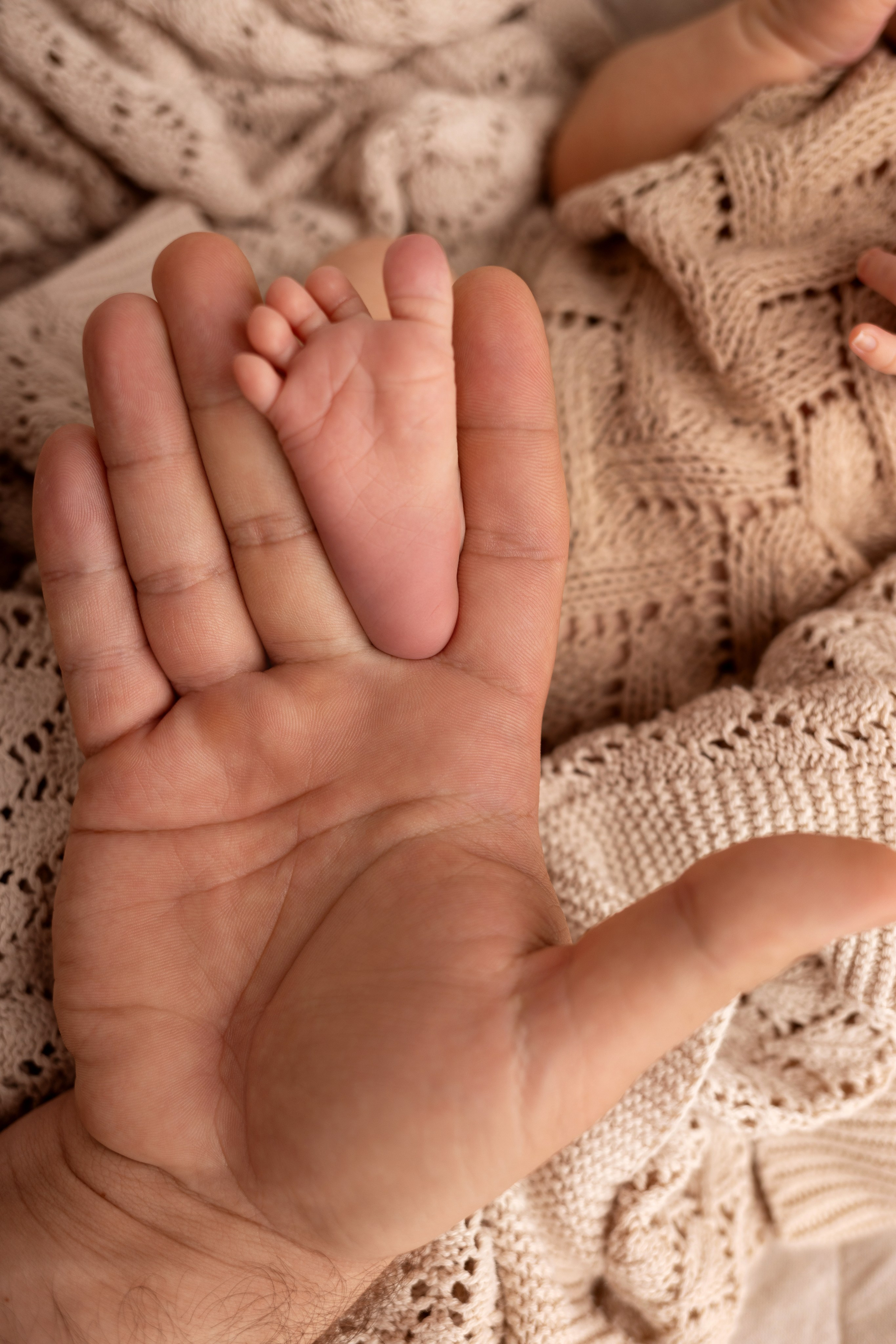 Newborn съемка в стиле Лайф. Фотограф новорожденных малышей в Омске и Омской области Эльвира Камаева