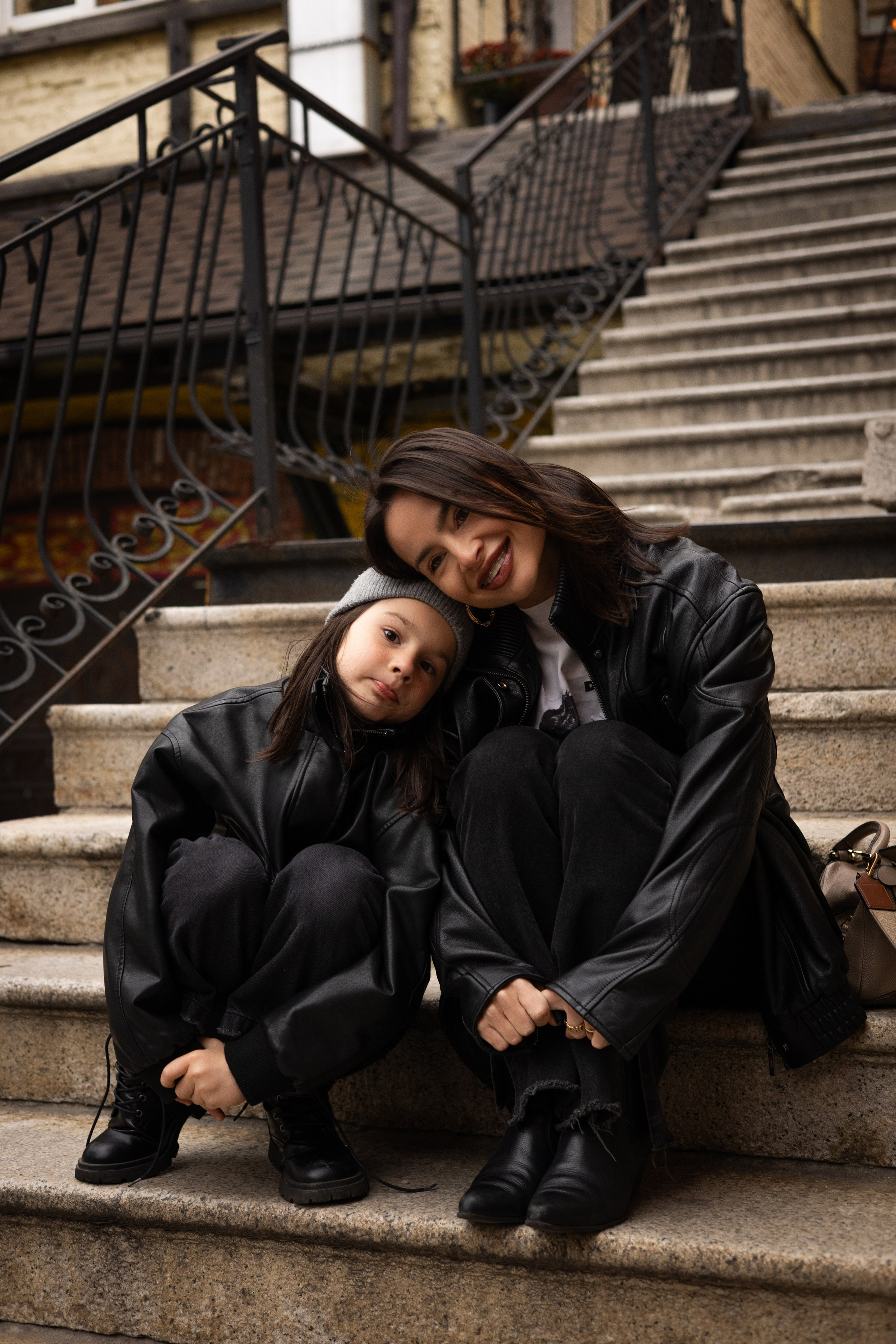 Вера с мамой. Портретный, свадебный, репортажный фотограф во Владивостоке Юлиана Джули Фокс