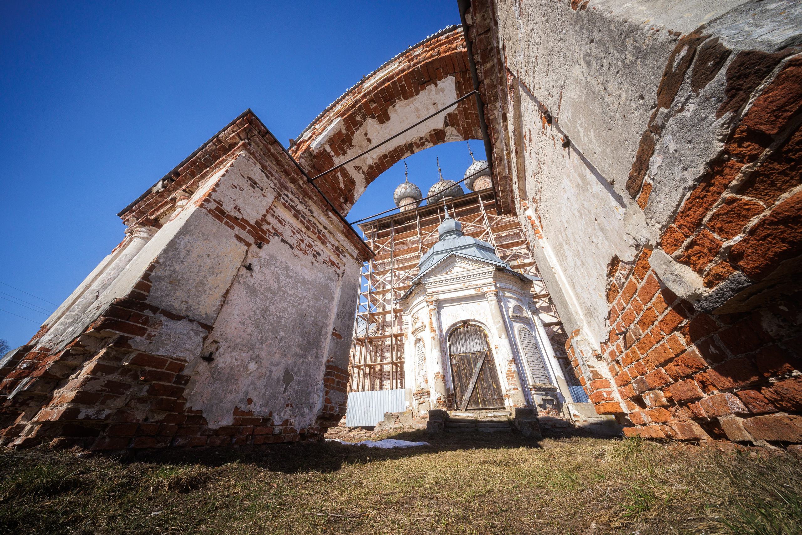 Архитектура — экстремальный угол съемки. Владимир Петухов — фотограф в г. Кинешма. Оператор FPV