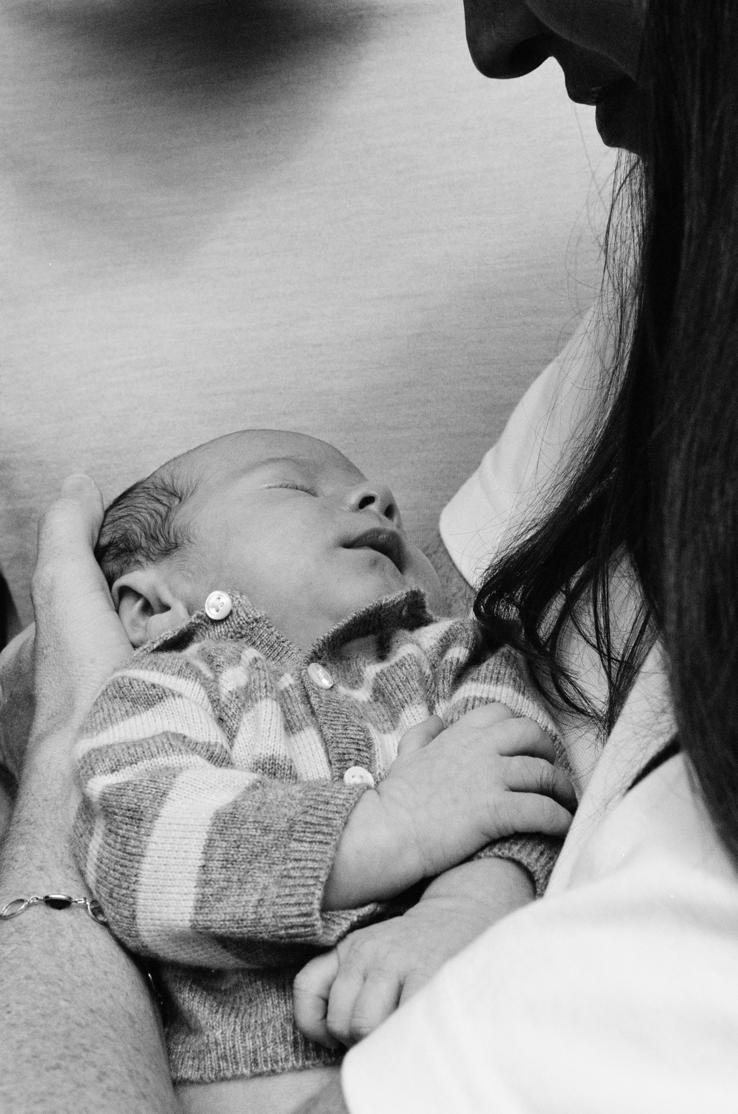 Newborn. Film photographer in Los Angeles Anastasiya Pankova