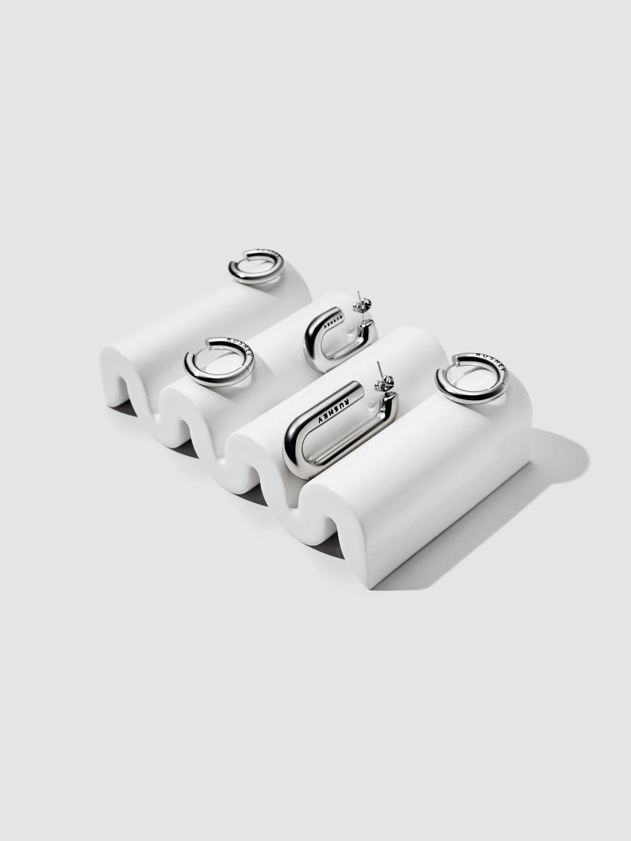 RUSHEV MATTERS. Коммерческий и художественный фотограф в Москве Плоскирев Валерий