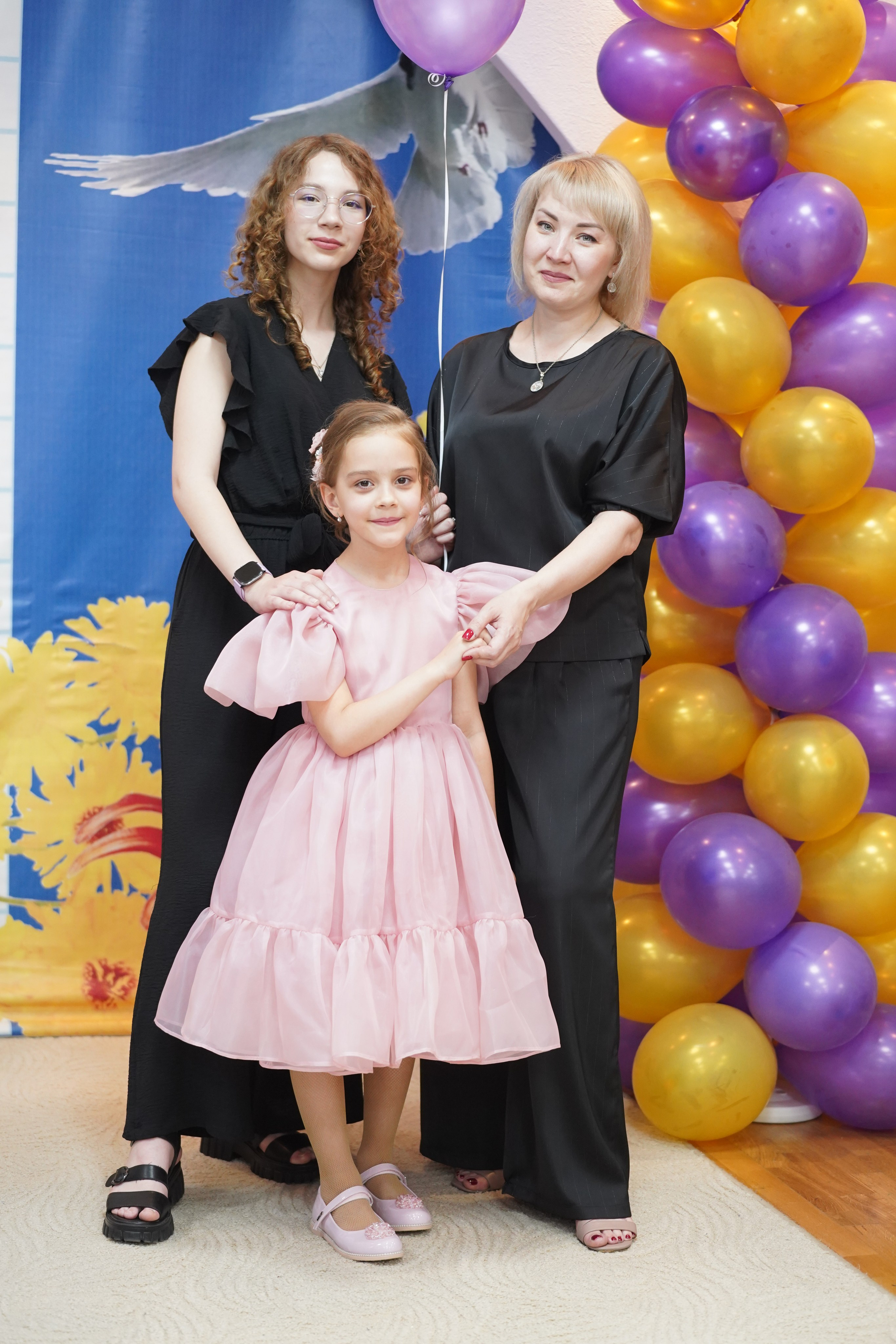 Репортажная съемка /Выпускной//. MEMENTO.Выпускные альбомы, школьные, юбилейные и другие книги. Ростов-на-Дону