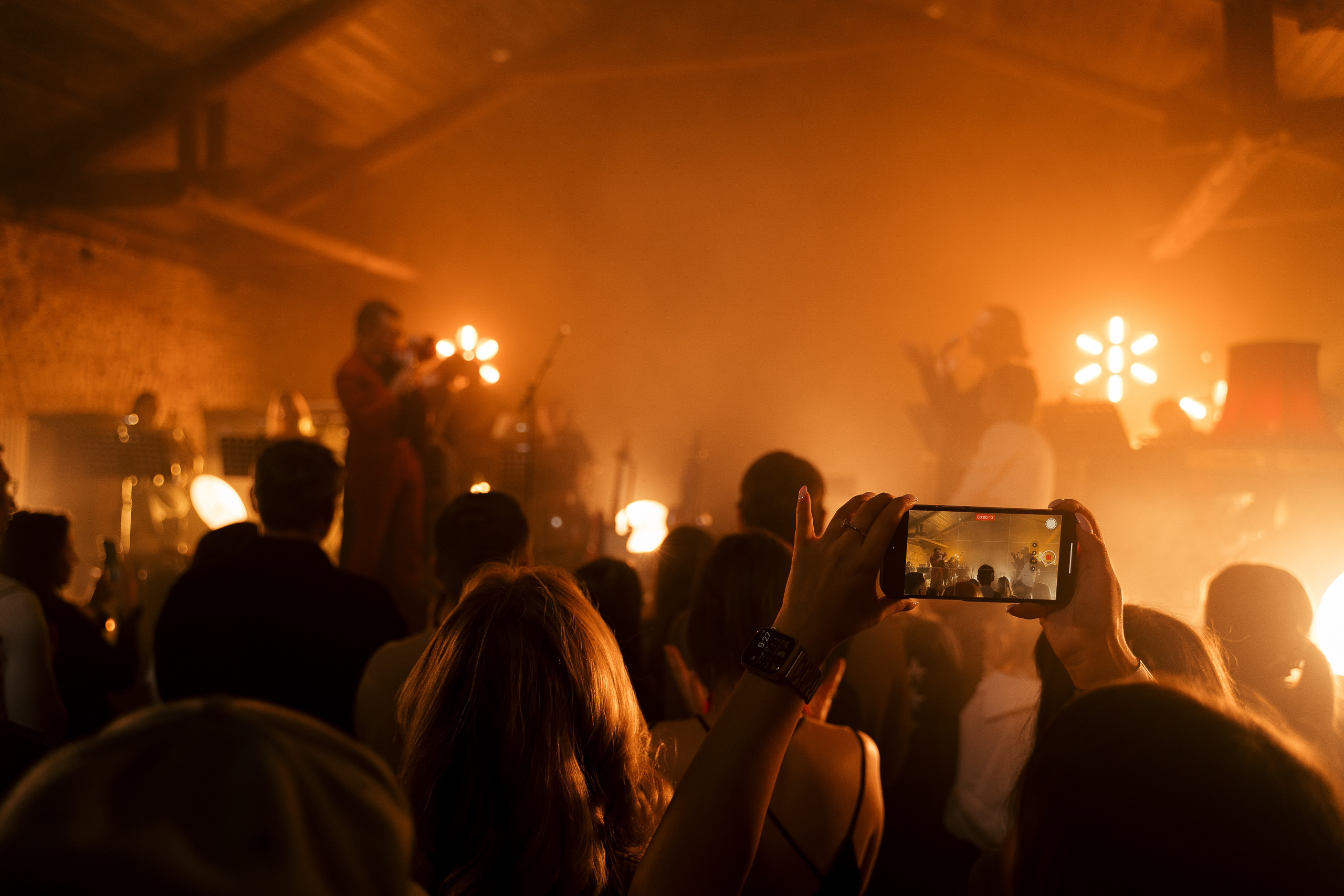 Благотворительный концерт «MEMRA». Профессиональный фотограф и оператор в Москве — Максим Проценко